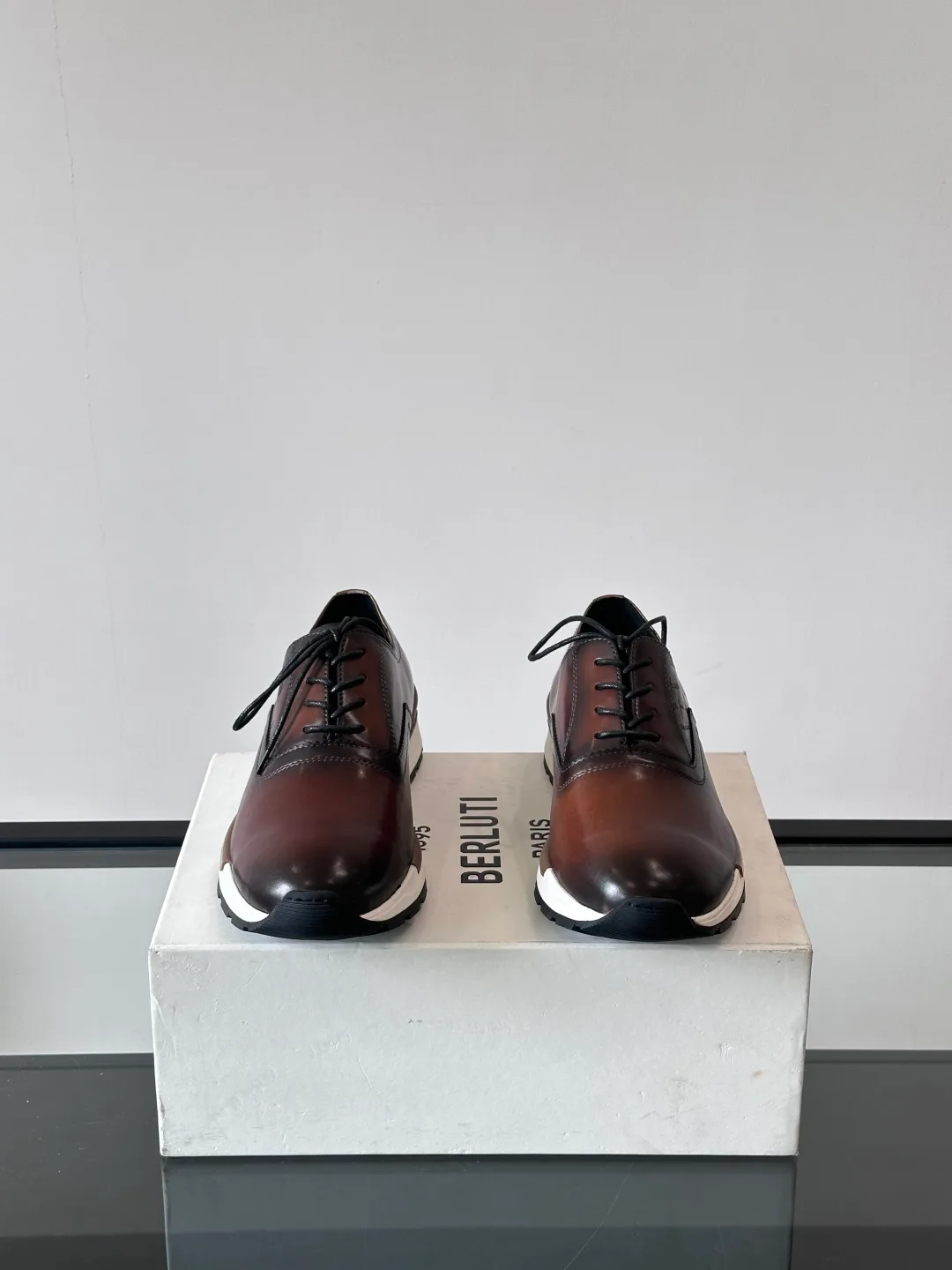 Кроссовки Мужские Berluti 28192