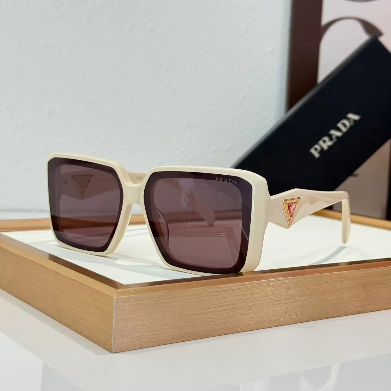 Очки Prada 378843