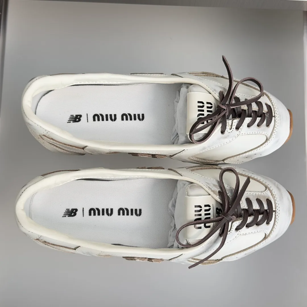 Кроссовки Женские Miu Miu 17950437