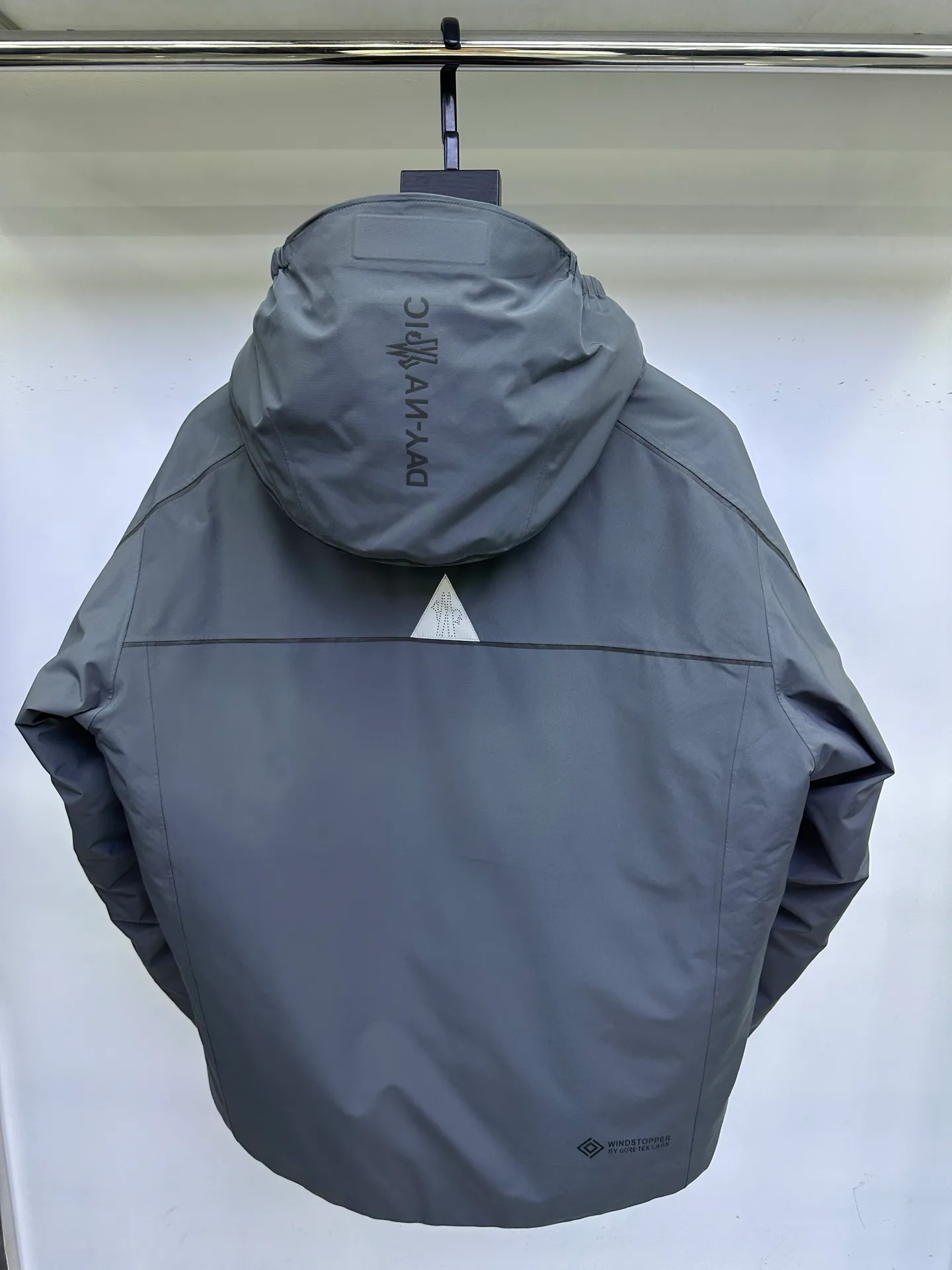 Куртки И Пуховики Мужские Moncler 76034