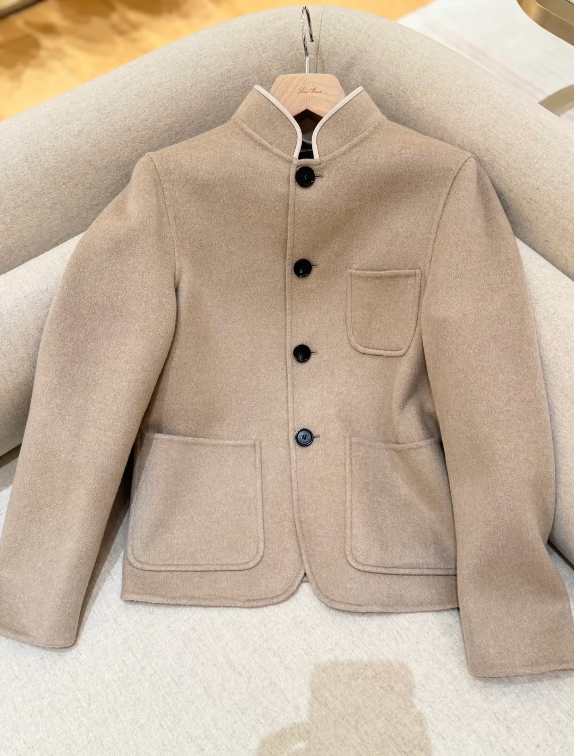 Куртки И Пуховики Женские Loro Piana 18016771
