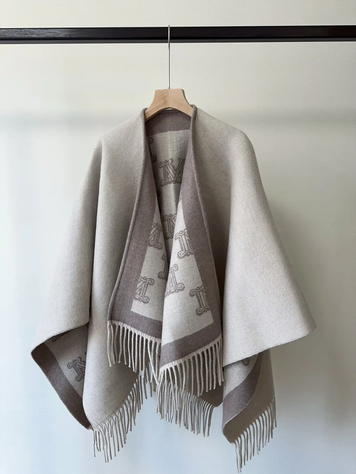 Пальто Женские Max Mara 18936672
