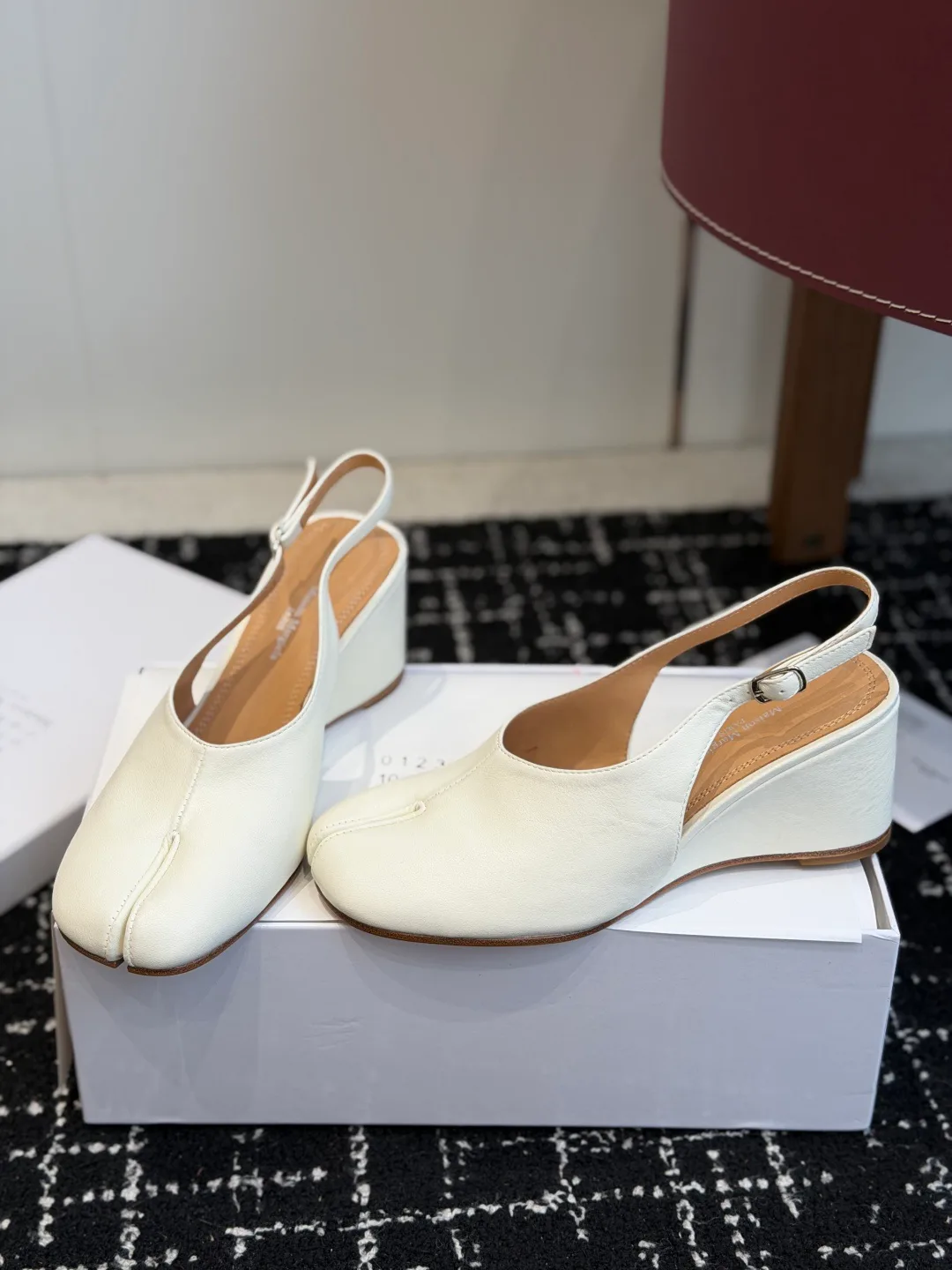 Босоножки Женские Maison Margiela 17997939