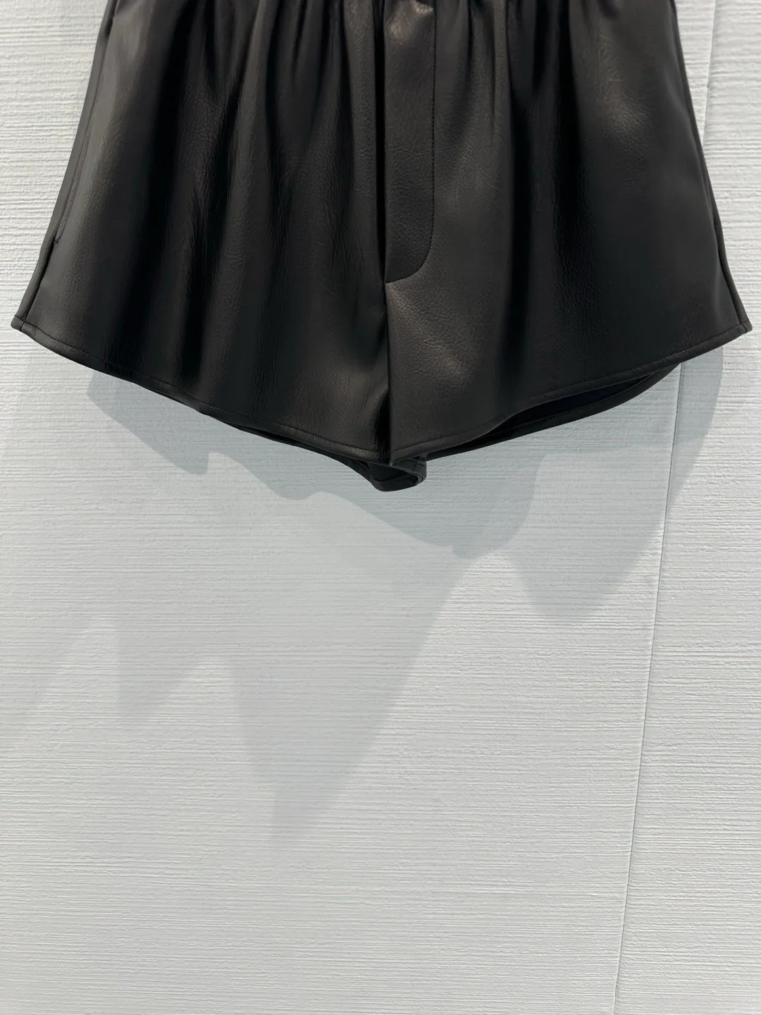 Шорты Женские Maison Margiela 3007389