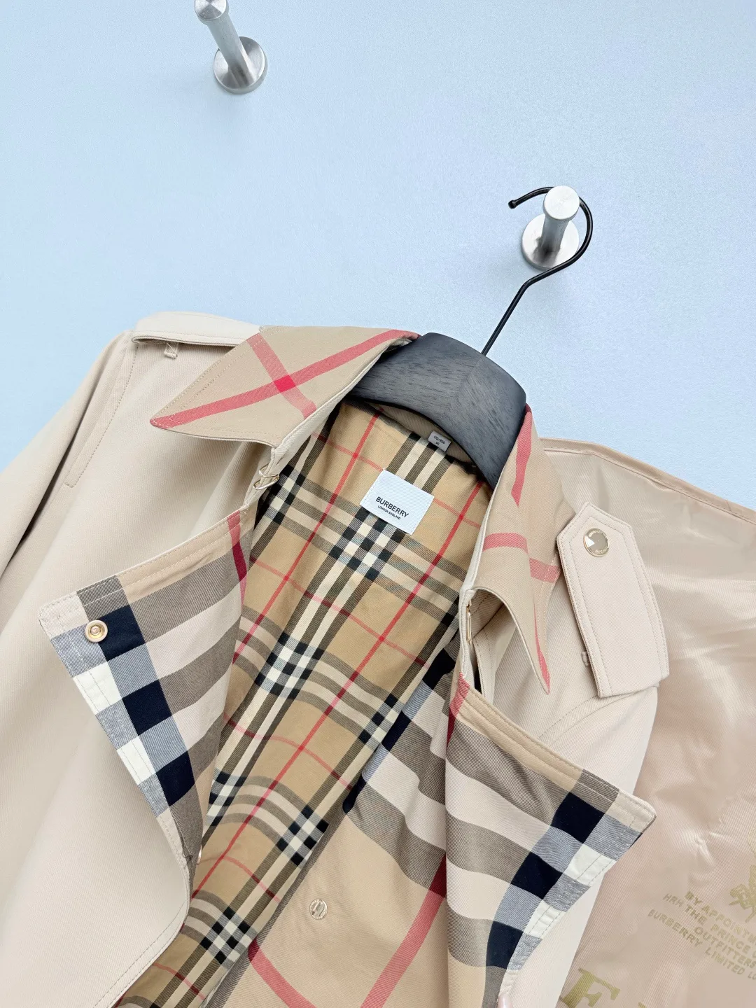 Тренчи Женские Burberry 18512919