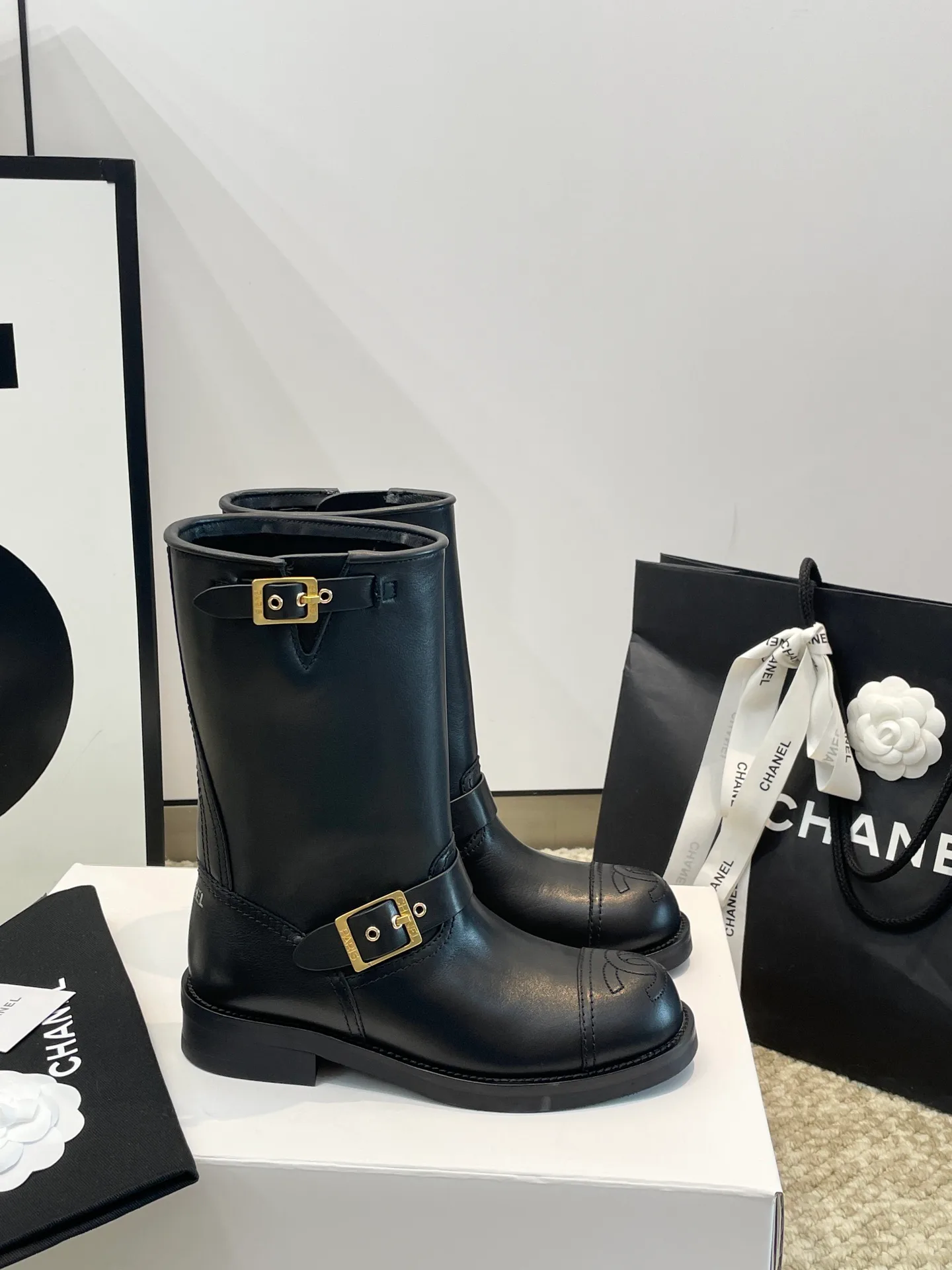 Сапоги Женские Chanel 18554403