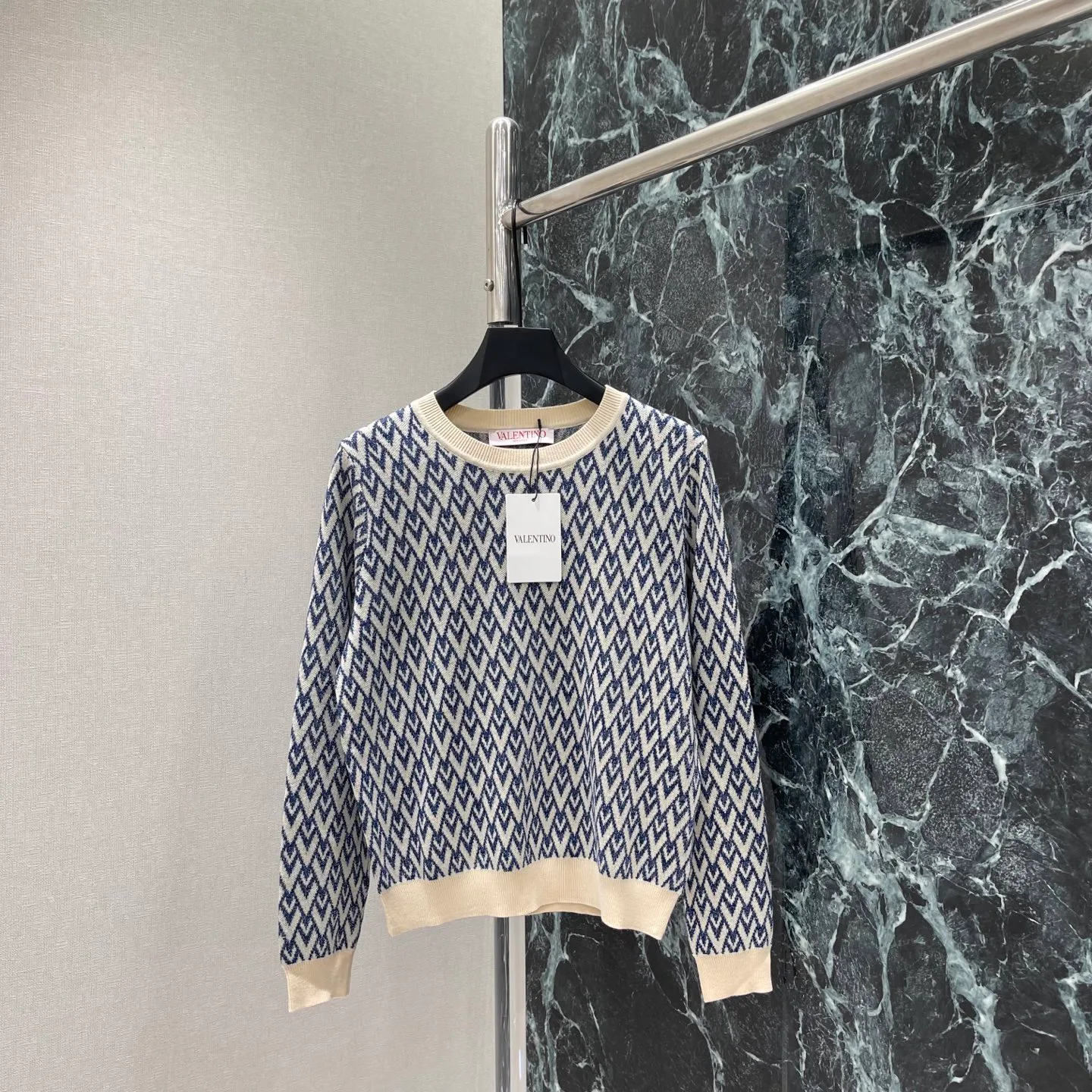 Джемперы И Свитеры Женские Valentino 18308234