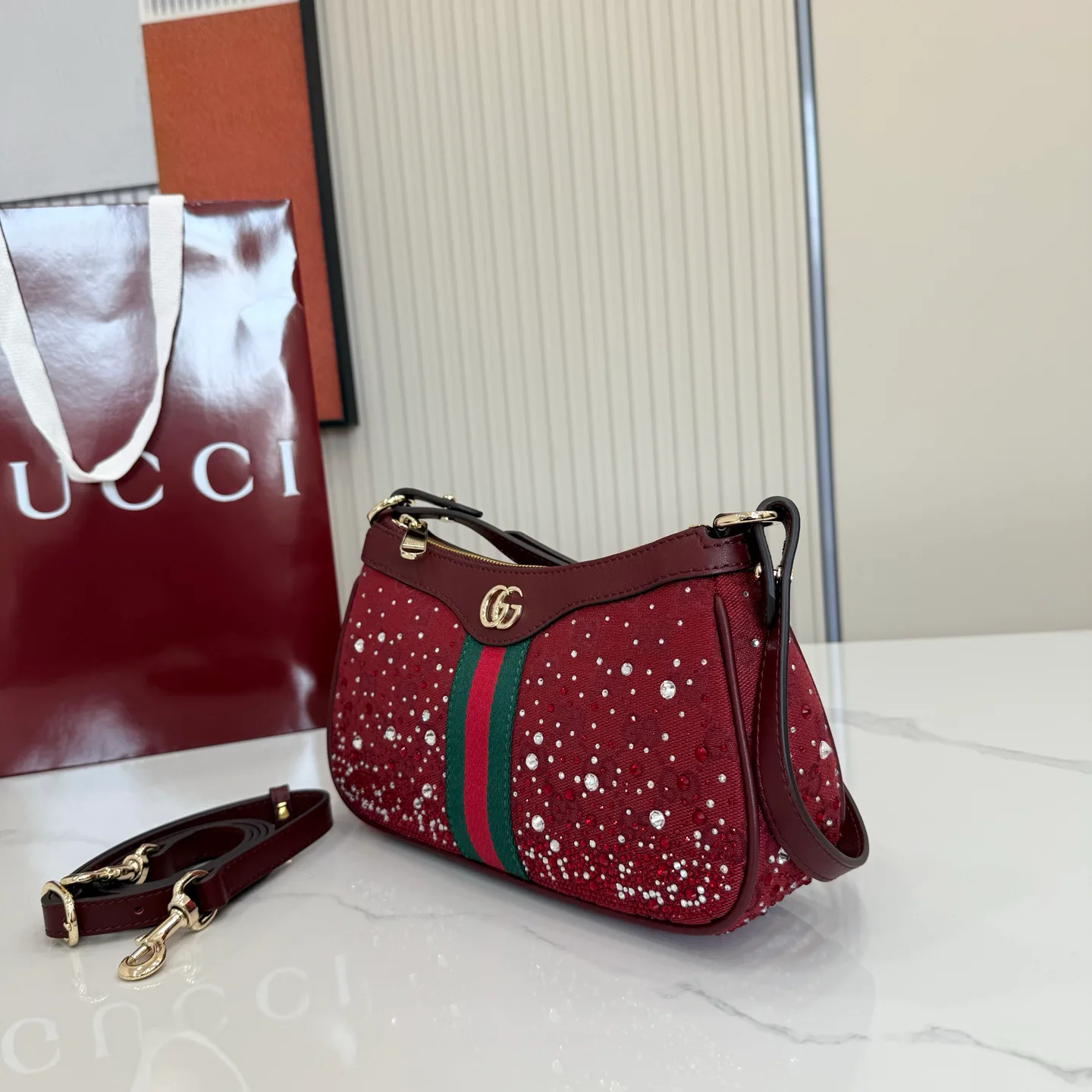 Классические Сумки Женские Gucci 11488773