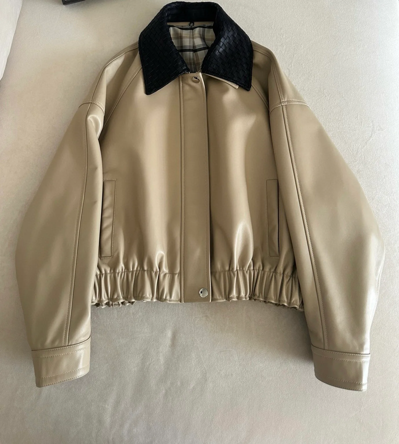 Куртки И Пуховики Женские Bottega Veneta 787337