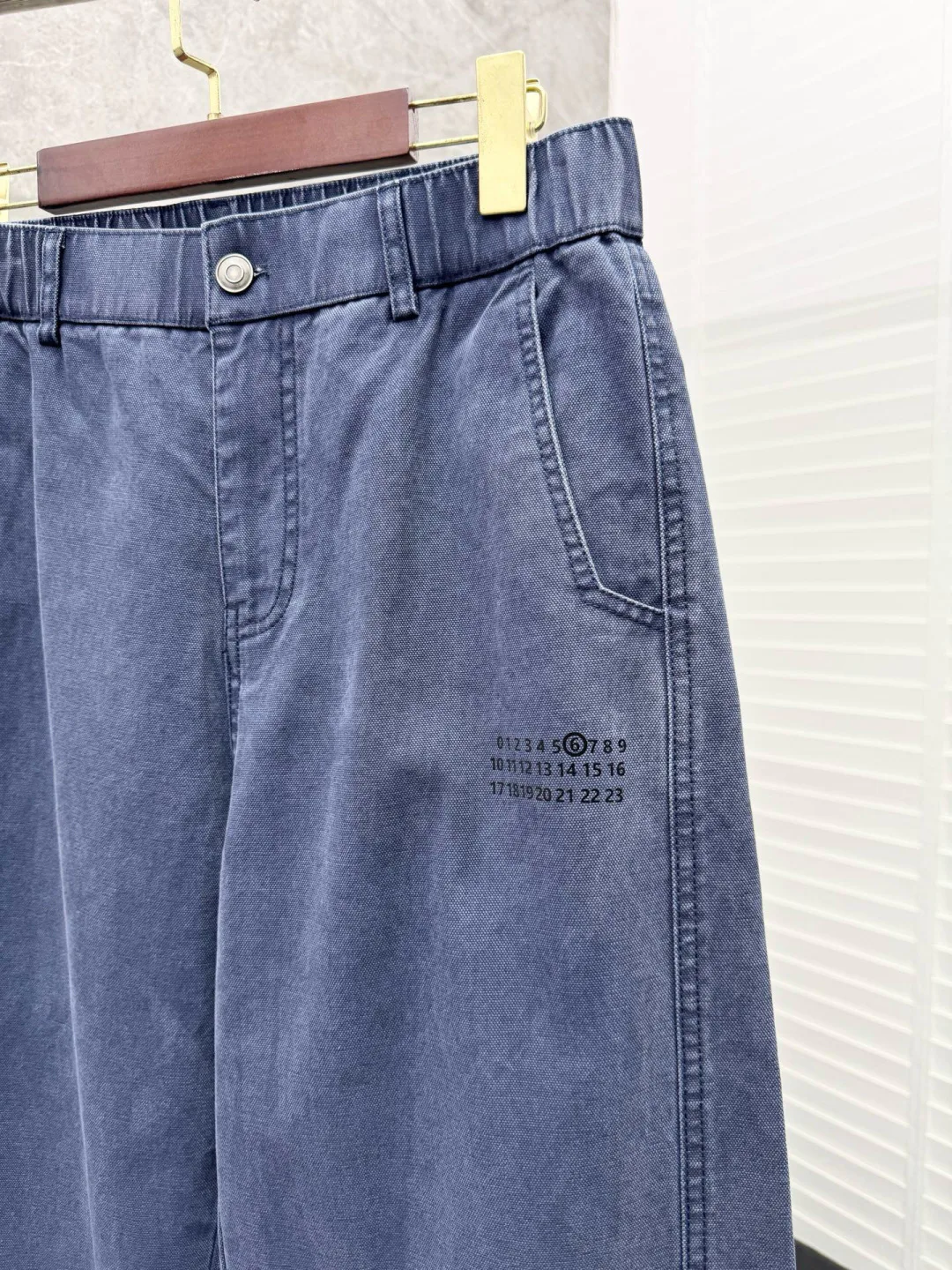 Брюки Мужские Maison Margiela 17942112