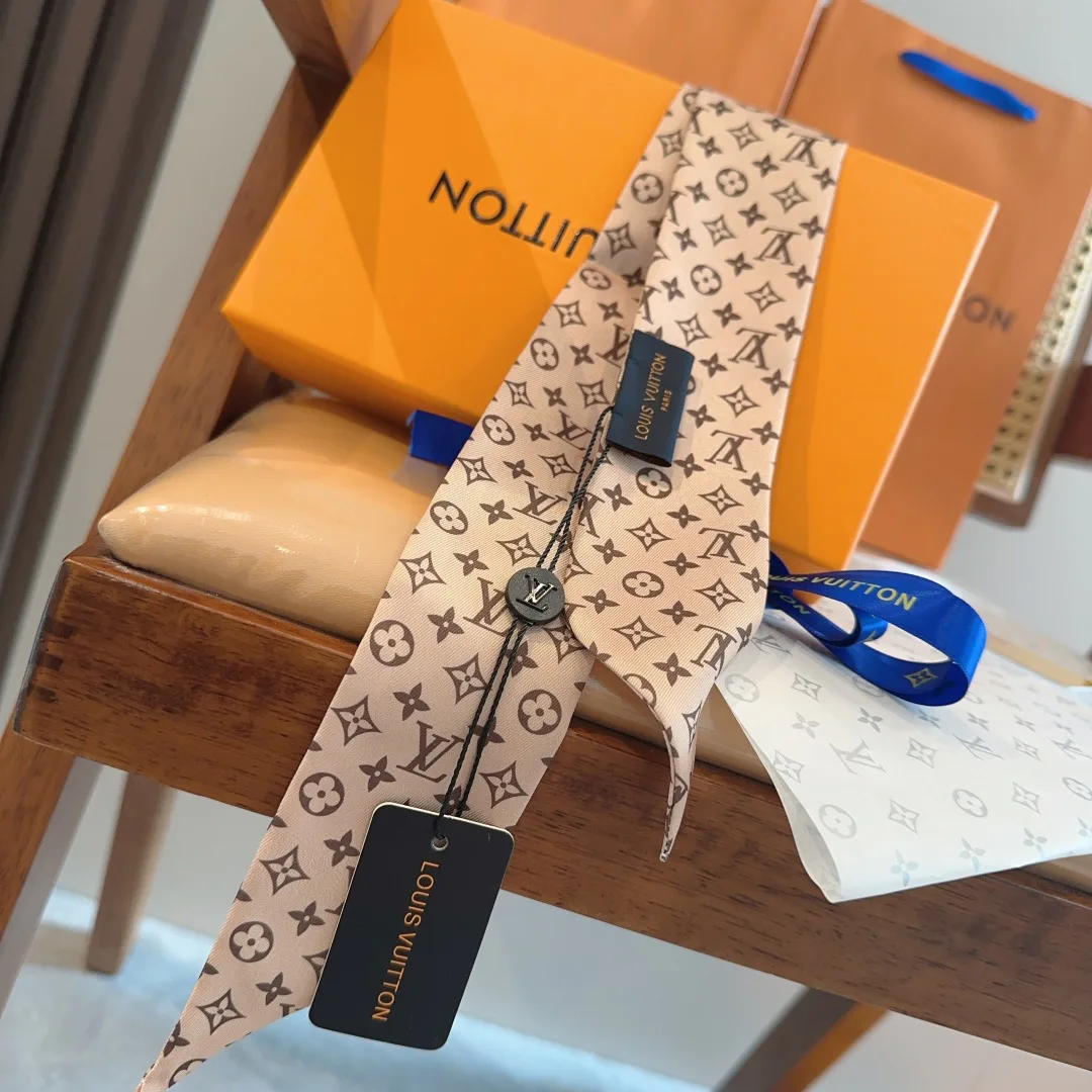 Шарфы Louis Vuitton 21986