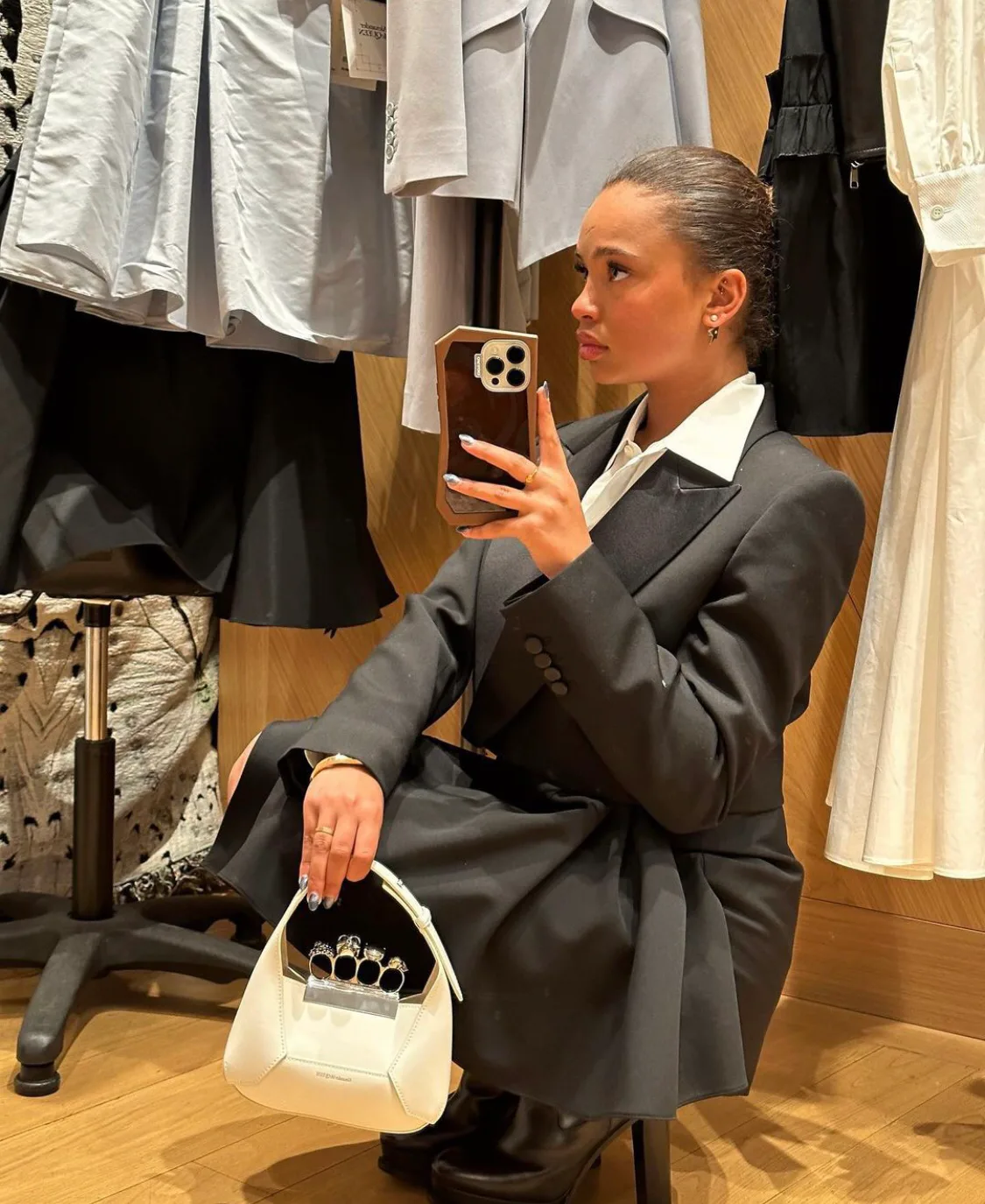Классические Сумки Женские Alexander Mcqueen 11472544