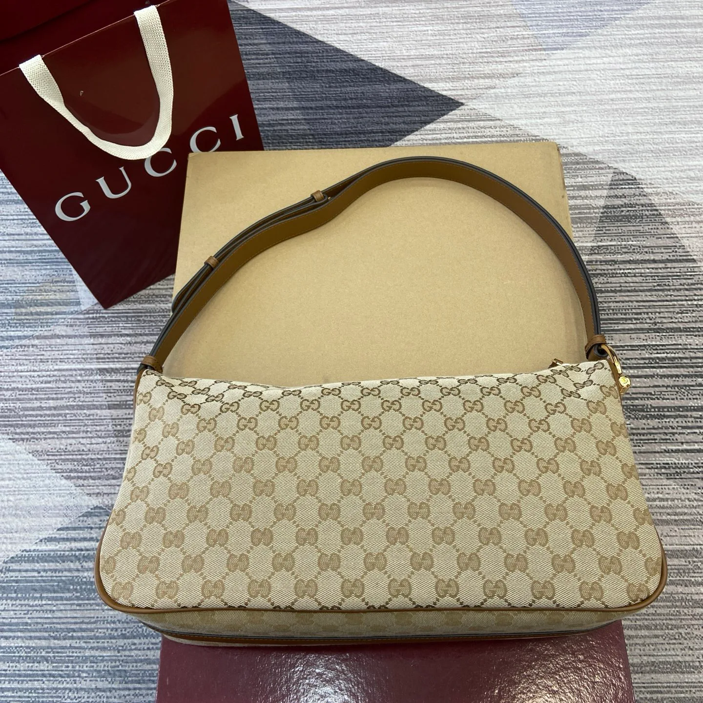 Классические Сумки Женские Gucci 11704000