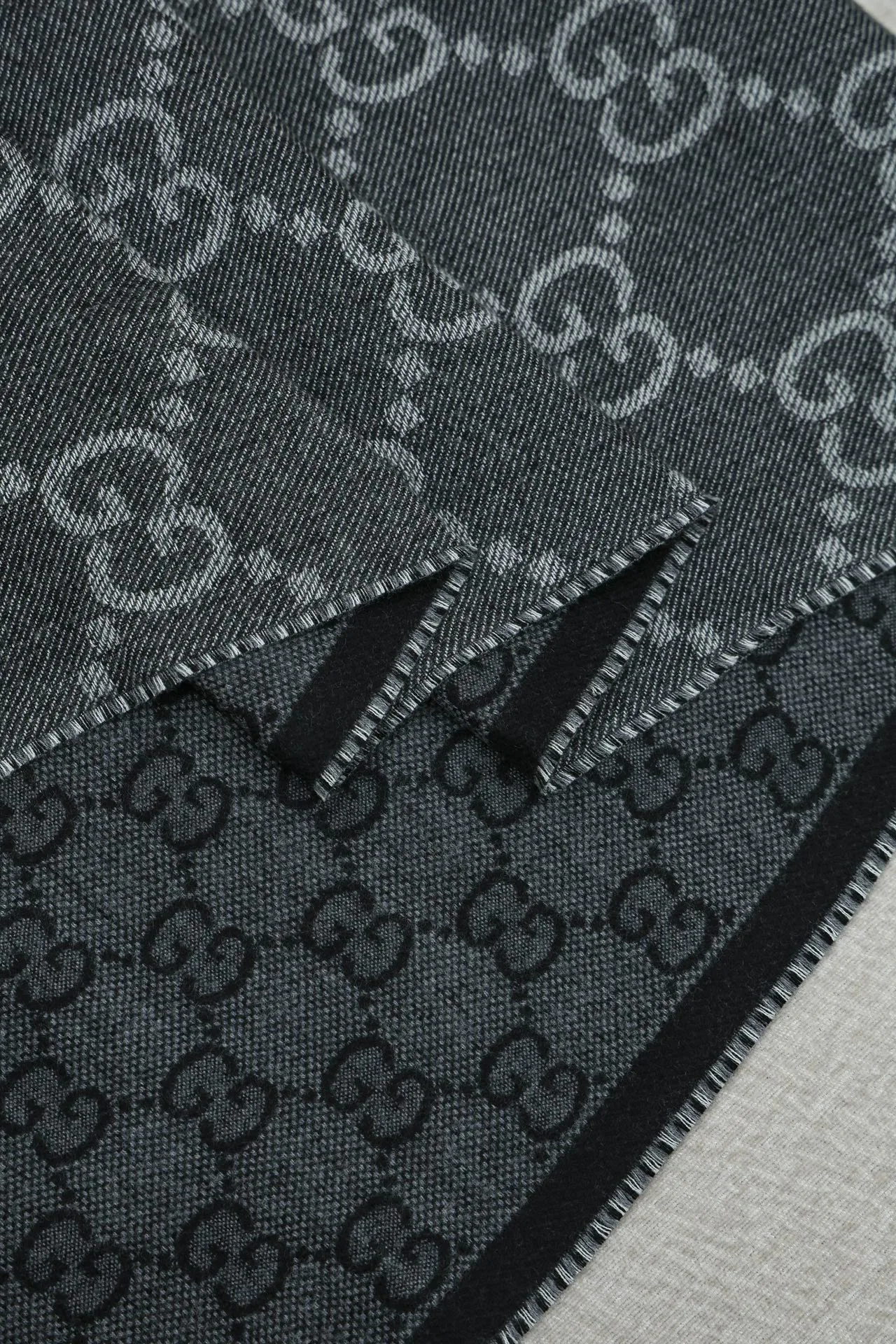 Шарфы Gucci 1674468