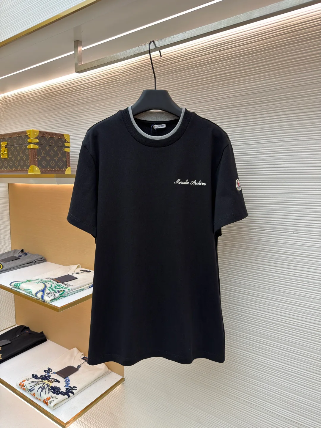 Футболки Мужские Moncler 5405604