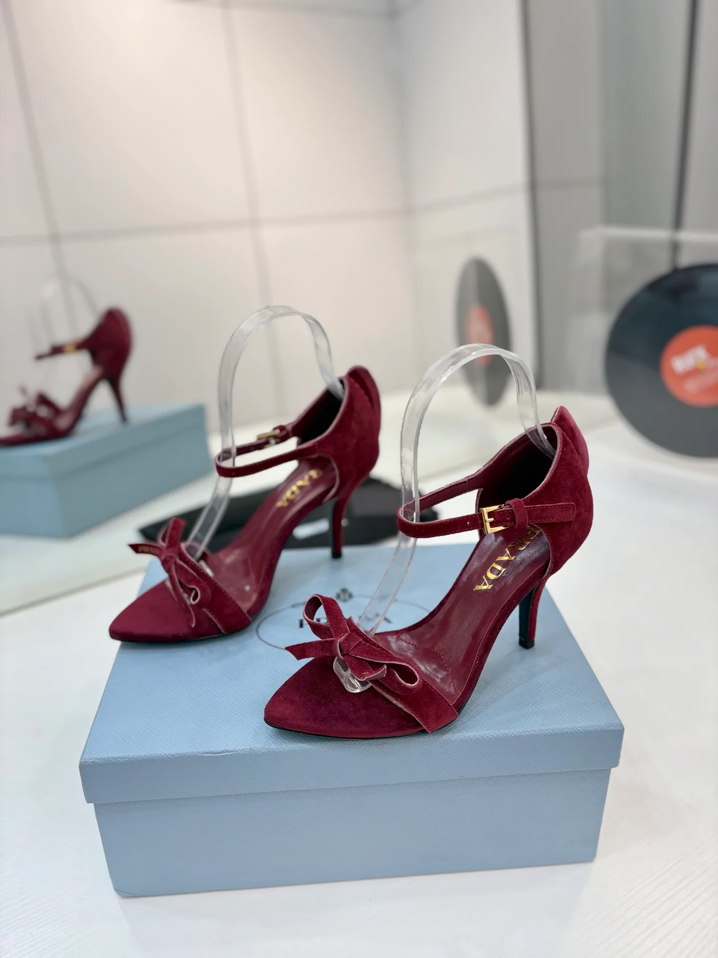 Туфли Женские Prada 11410358