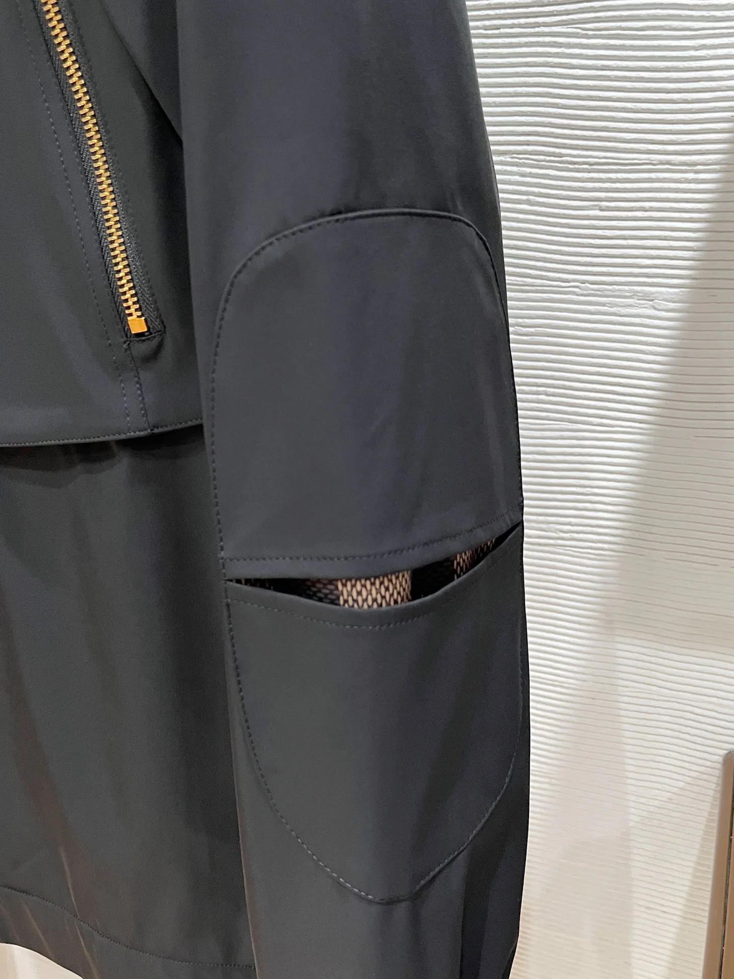 Куртки И Пуховики Женские Louis Vuitton 867105