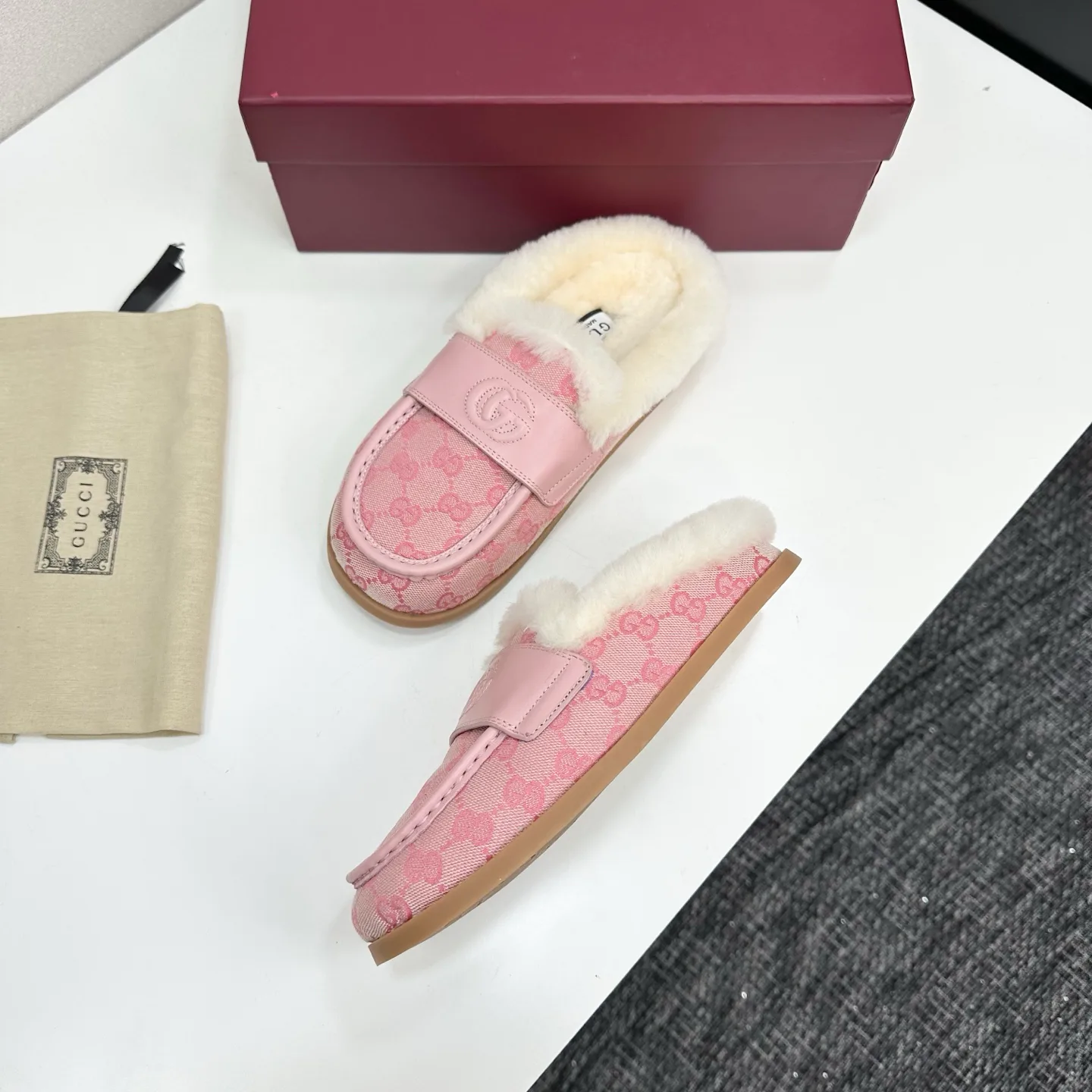 Тапочки Женские Gucci 181591