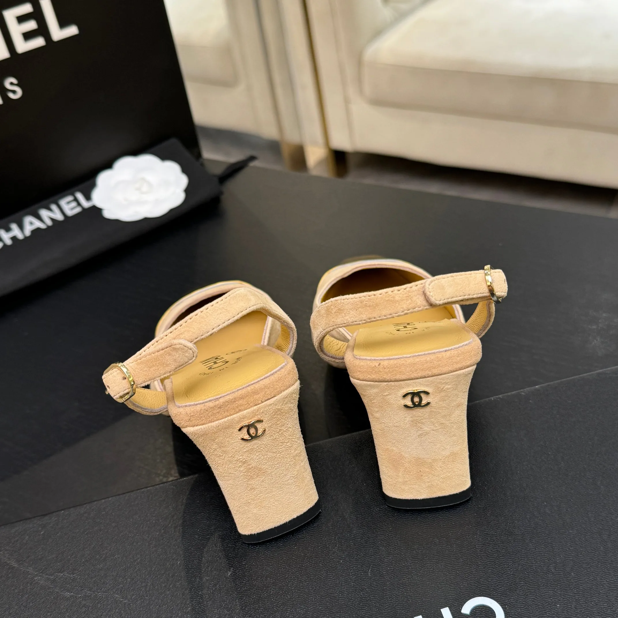 Туфли Женские Chanel 17448373