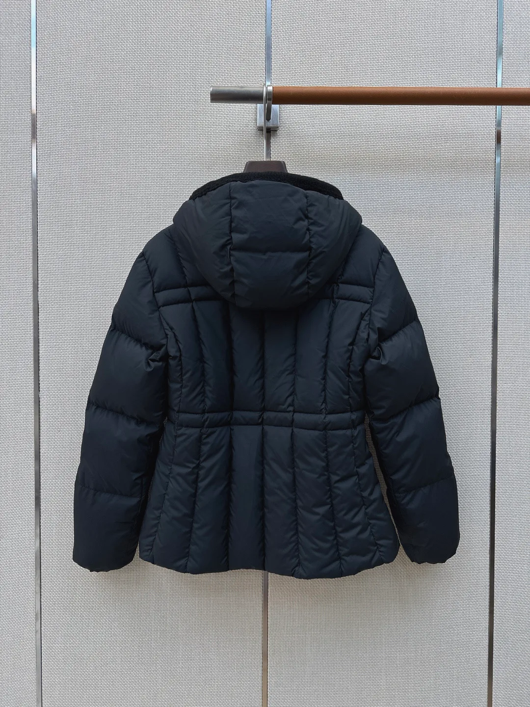 Куртки И Пуховики Женские Moncler 18015562