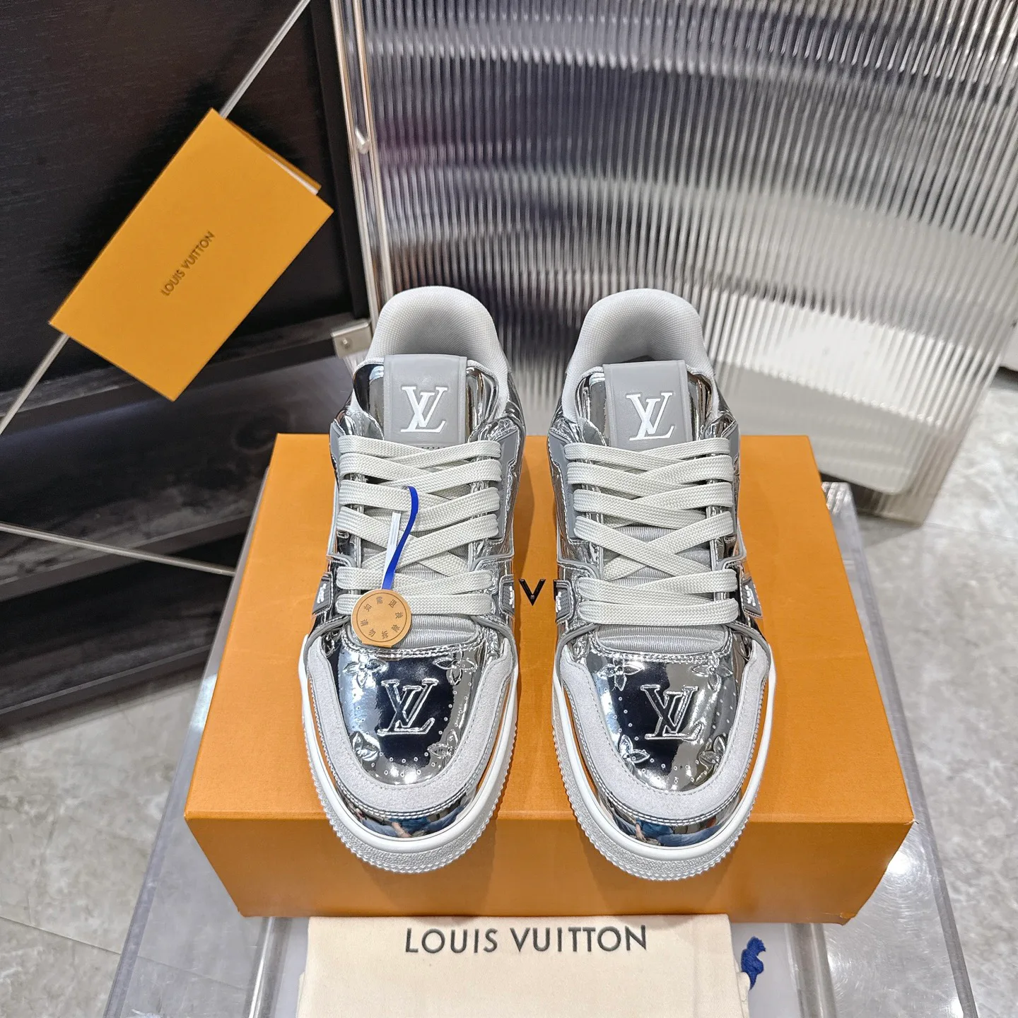 Кроссовки Женские Louis Vuitton 946975