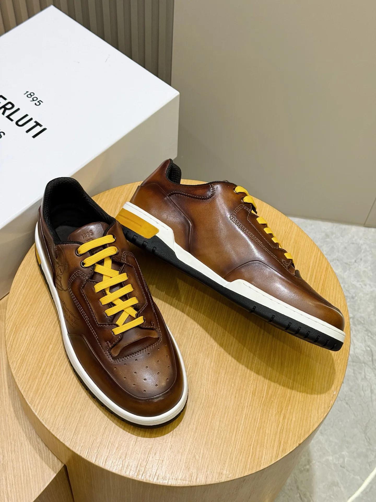 Кроссовки Мужские Berluti 11704914