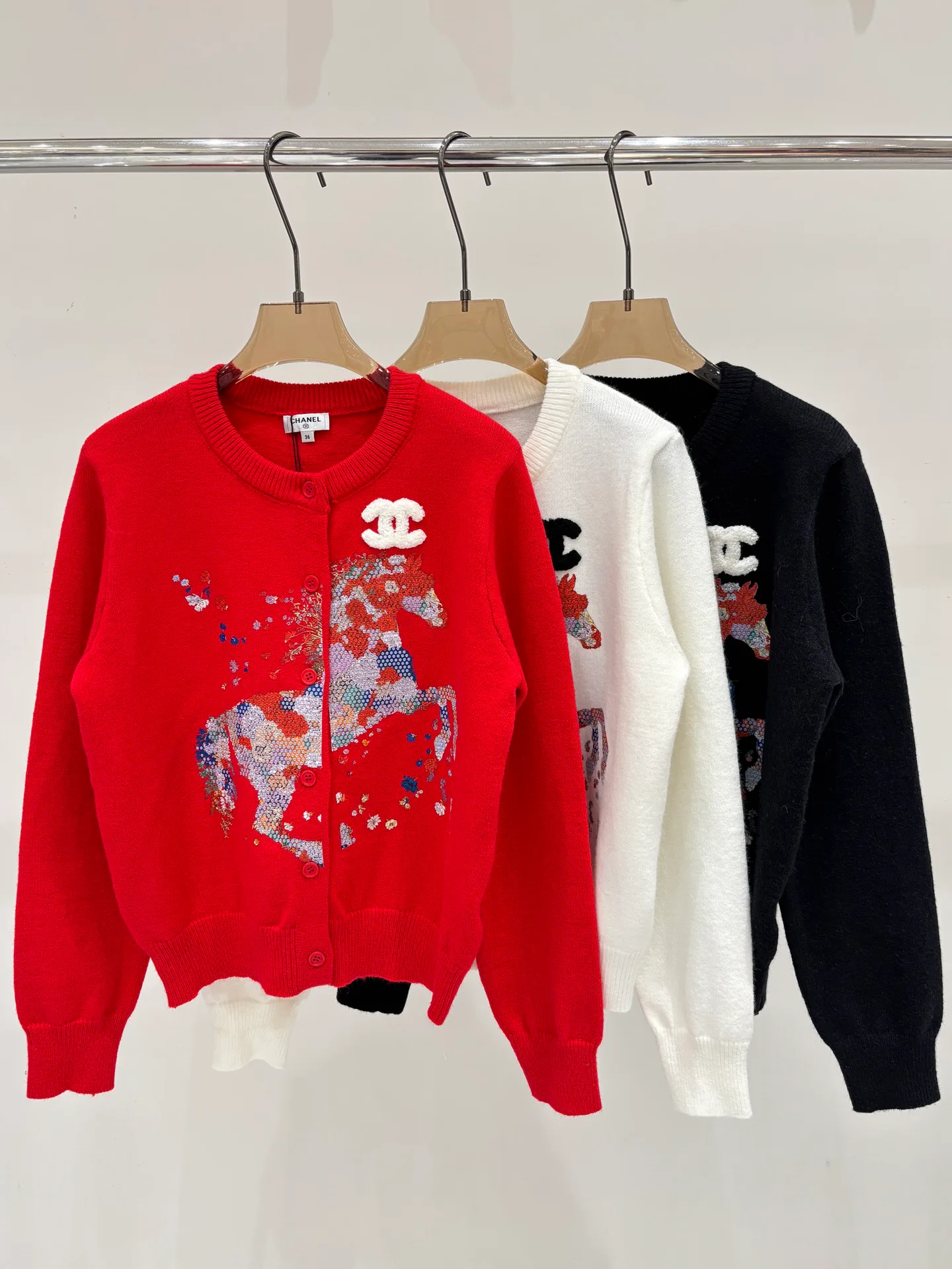 Джемперы И Свитеры Женские Chanel 2318015