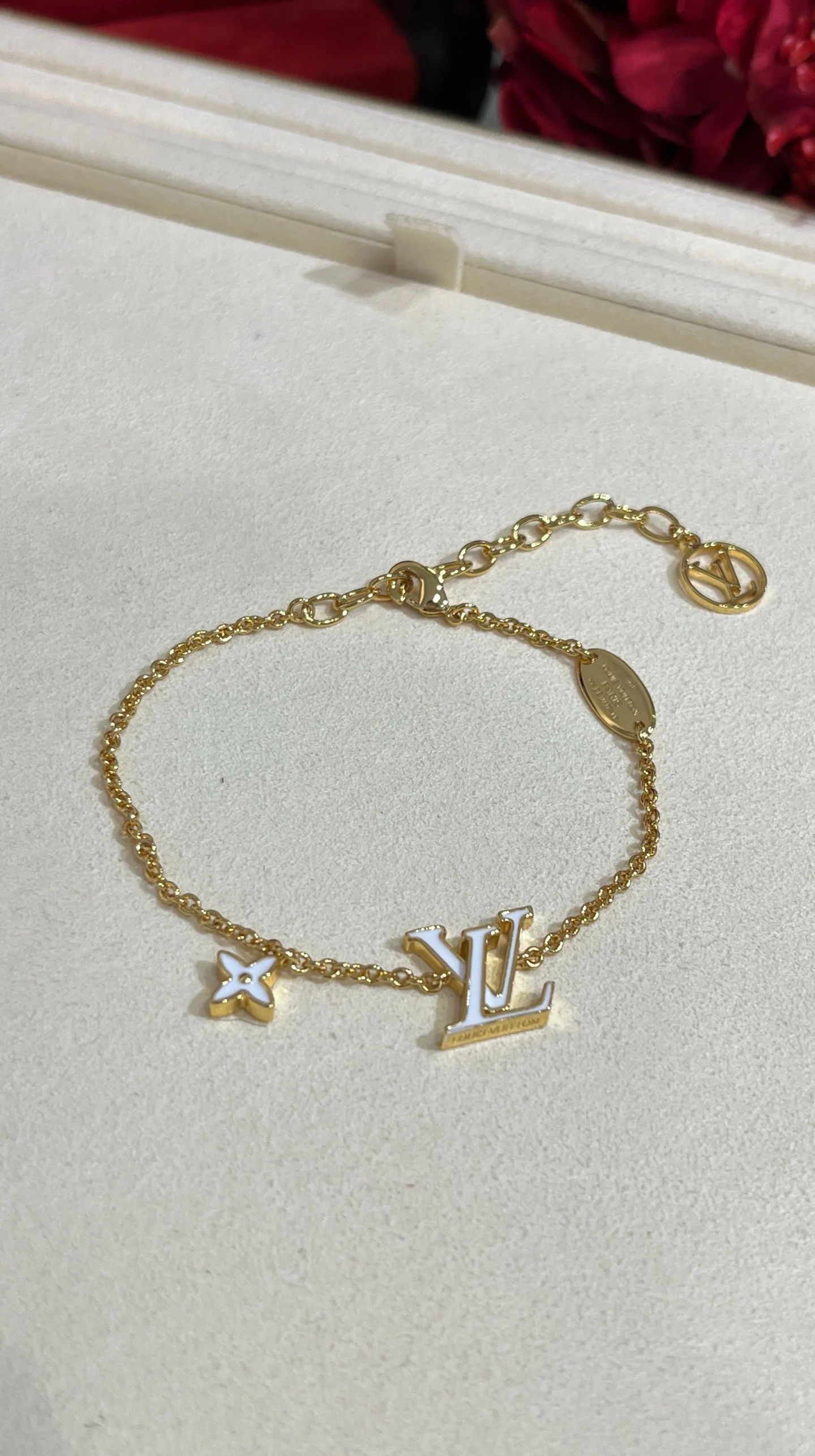 Бижутерия Louis Vuitton 17819351