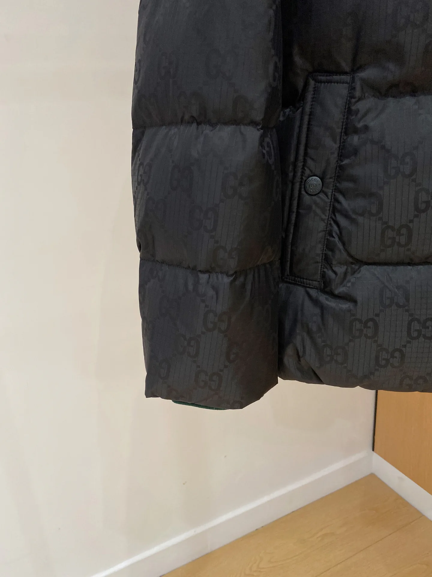 Куртки И Пуховики Мужские Gucci 789128