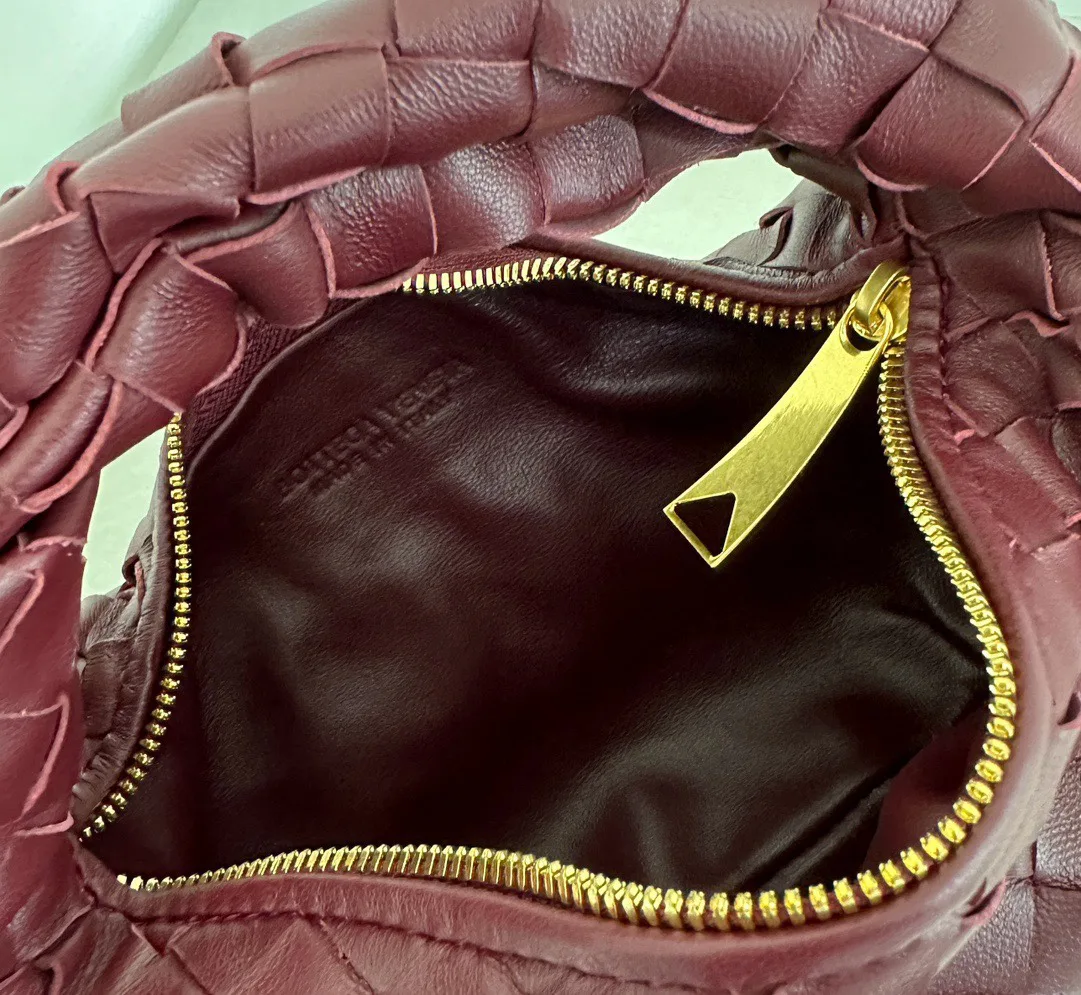 Клатчи Женские Loewe 262888
