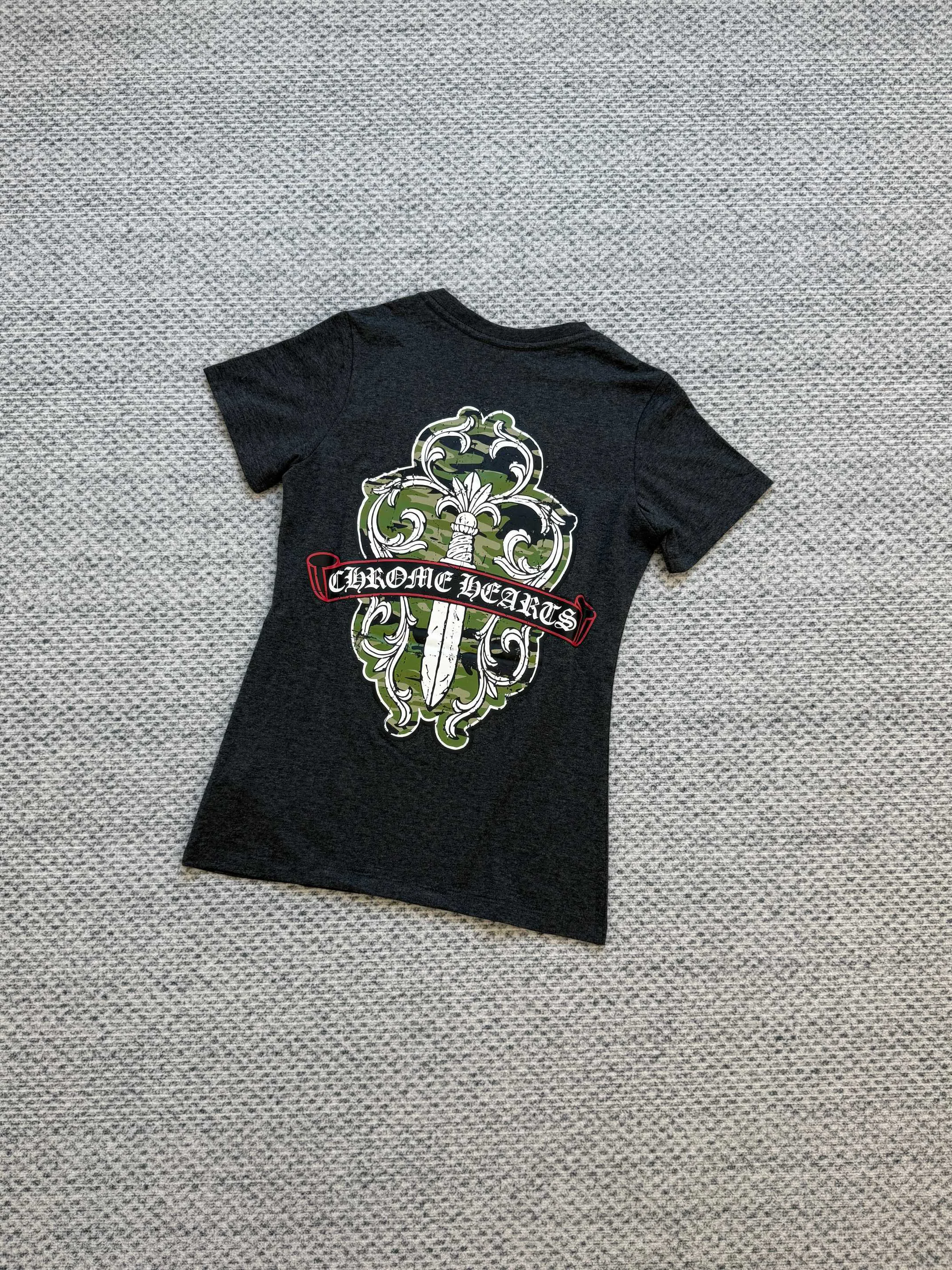 Футболки Женские Chrome Hearts 13425693
