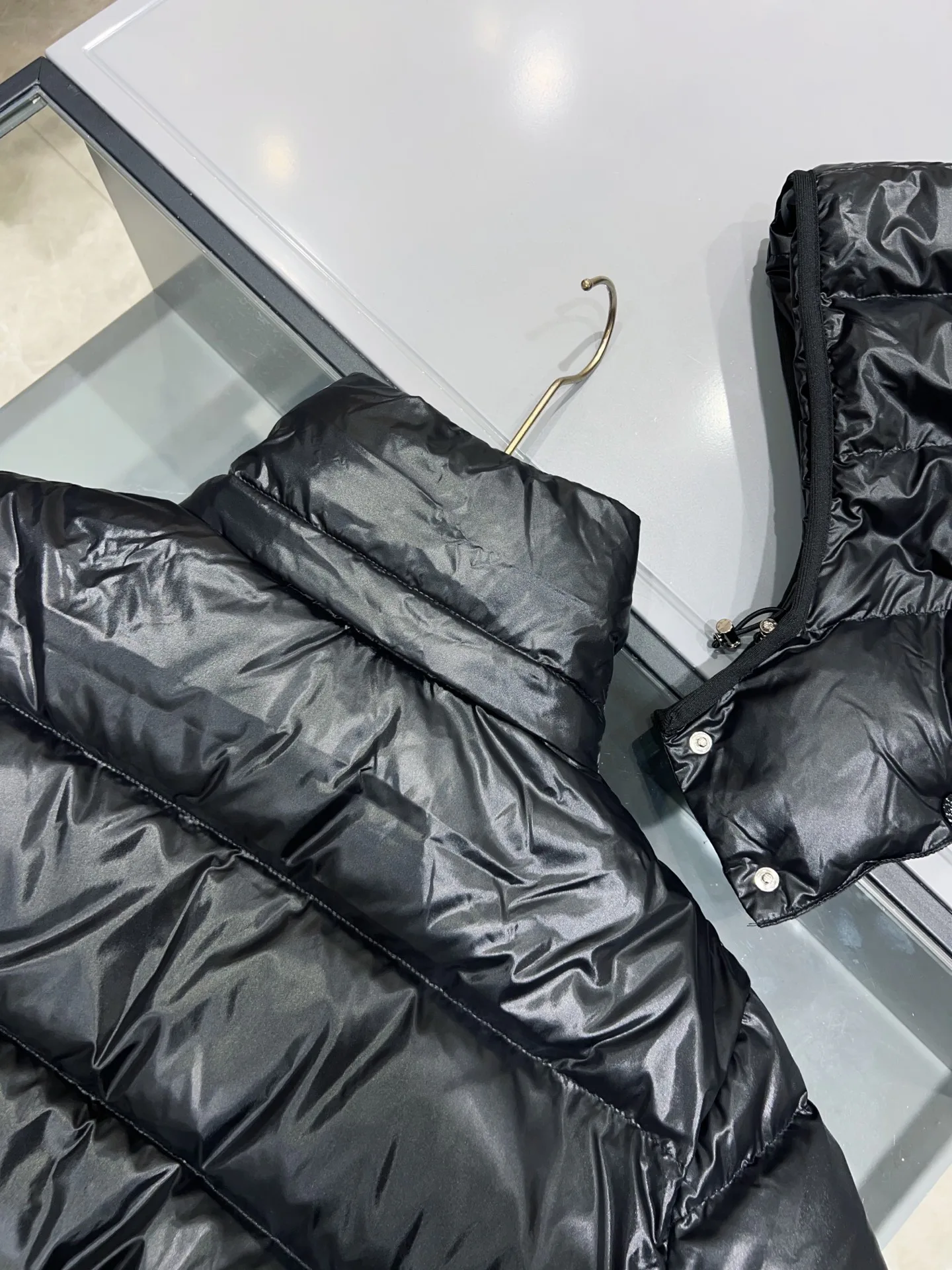 Куртки И Пуховики Женские Moncler 19563150