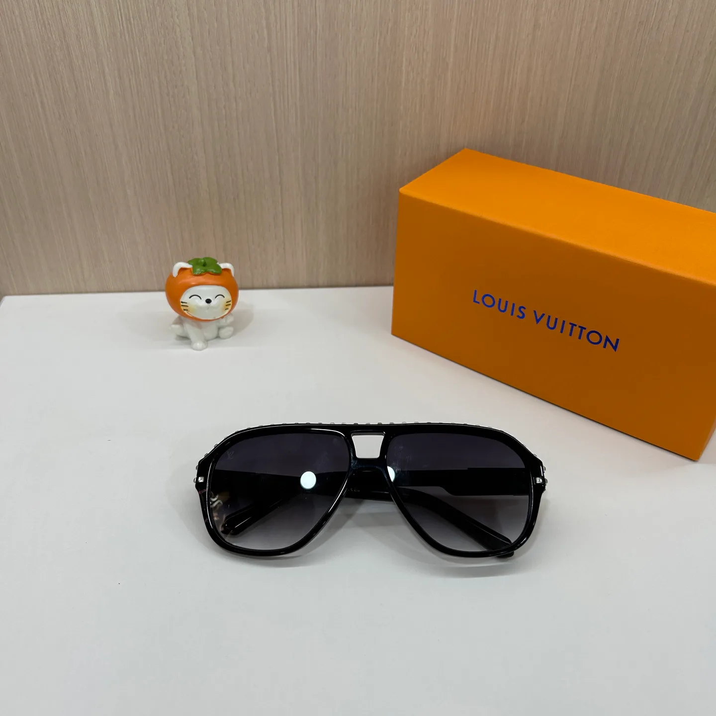 Очки Louis Vuitton 11689387