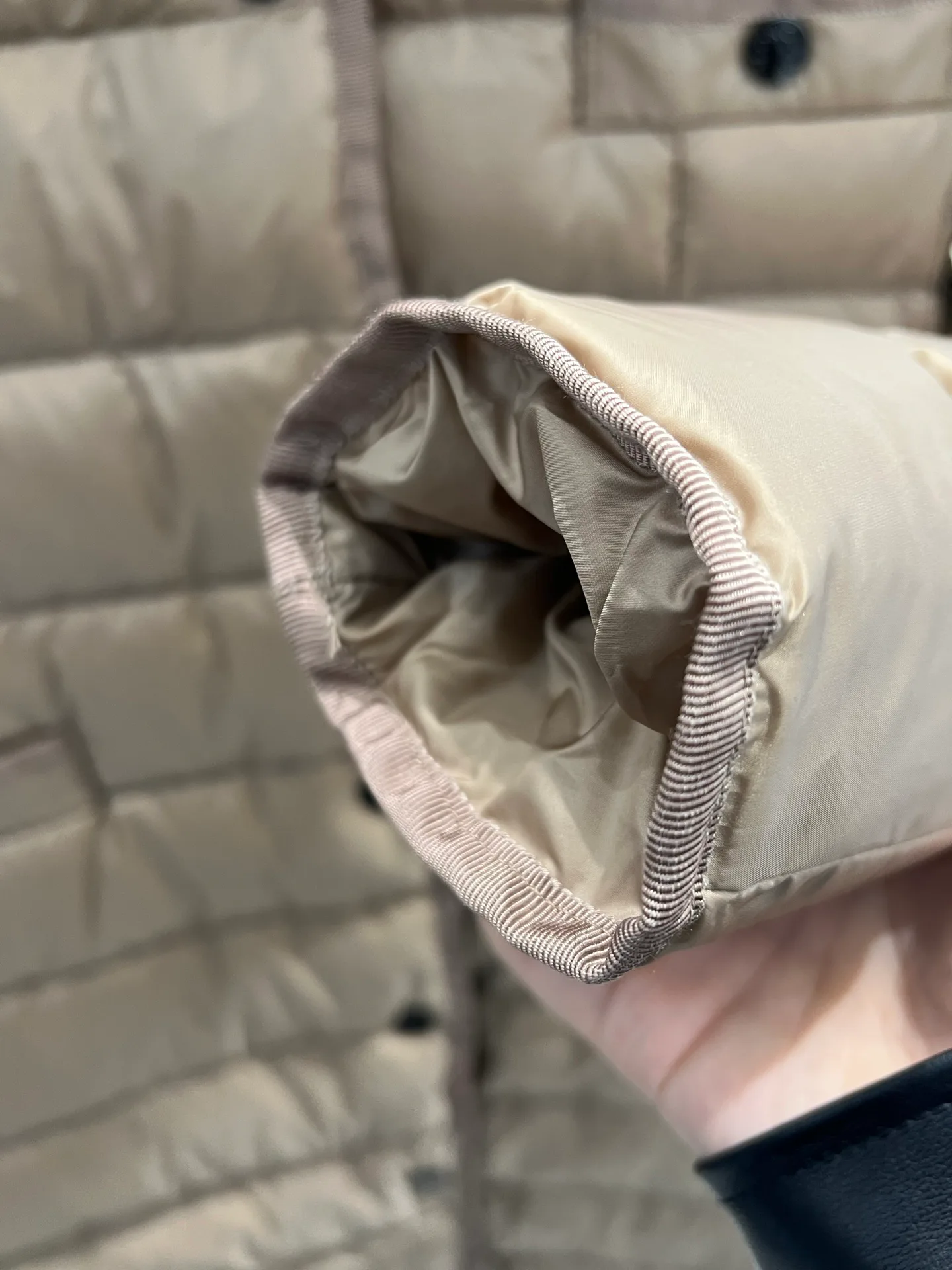 Куртки И Пуховики Женские Moncler 18723420