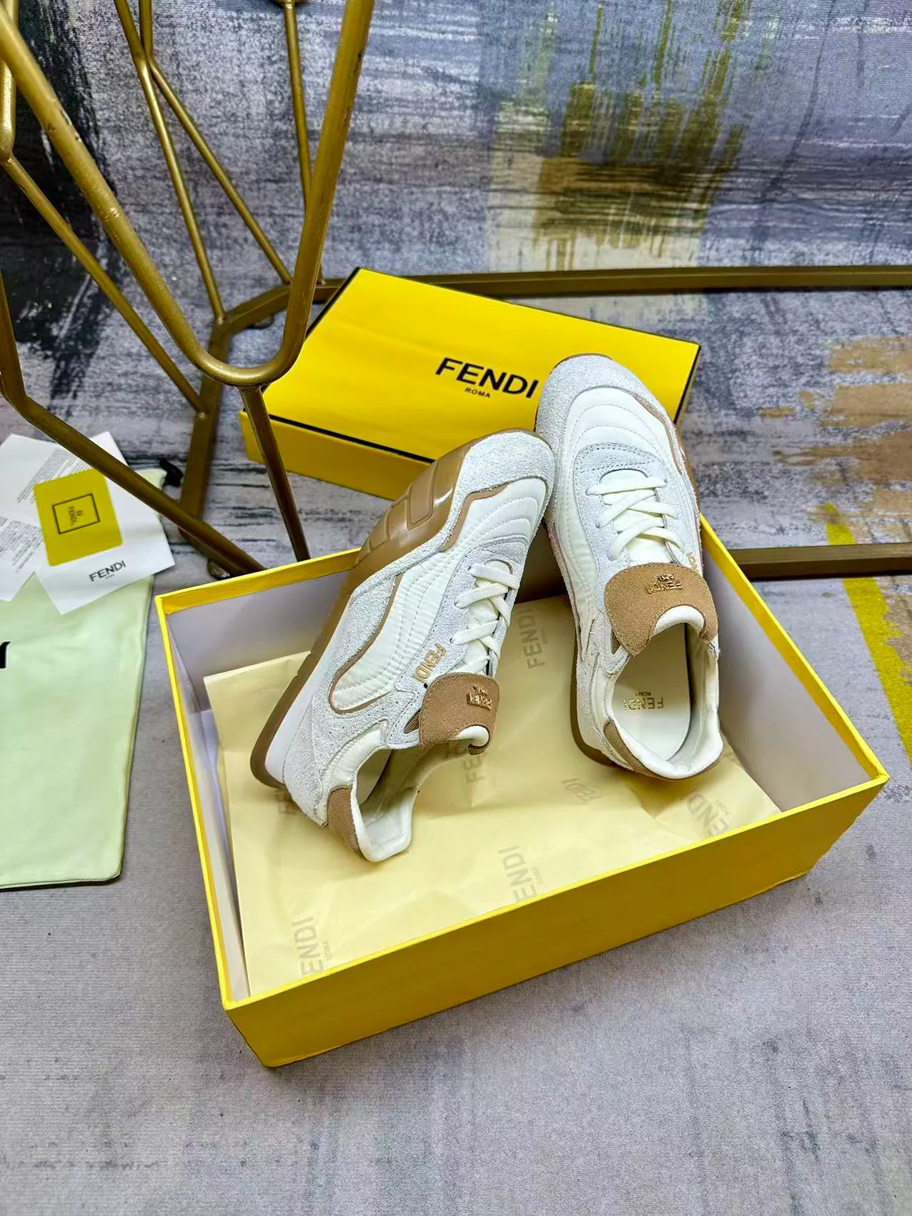 Кроссовки Женские Fendi 9856766
