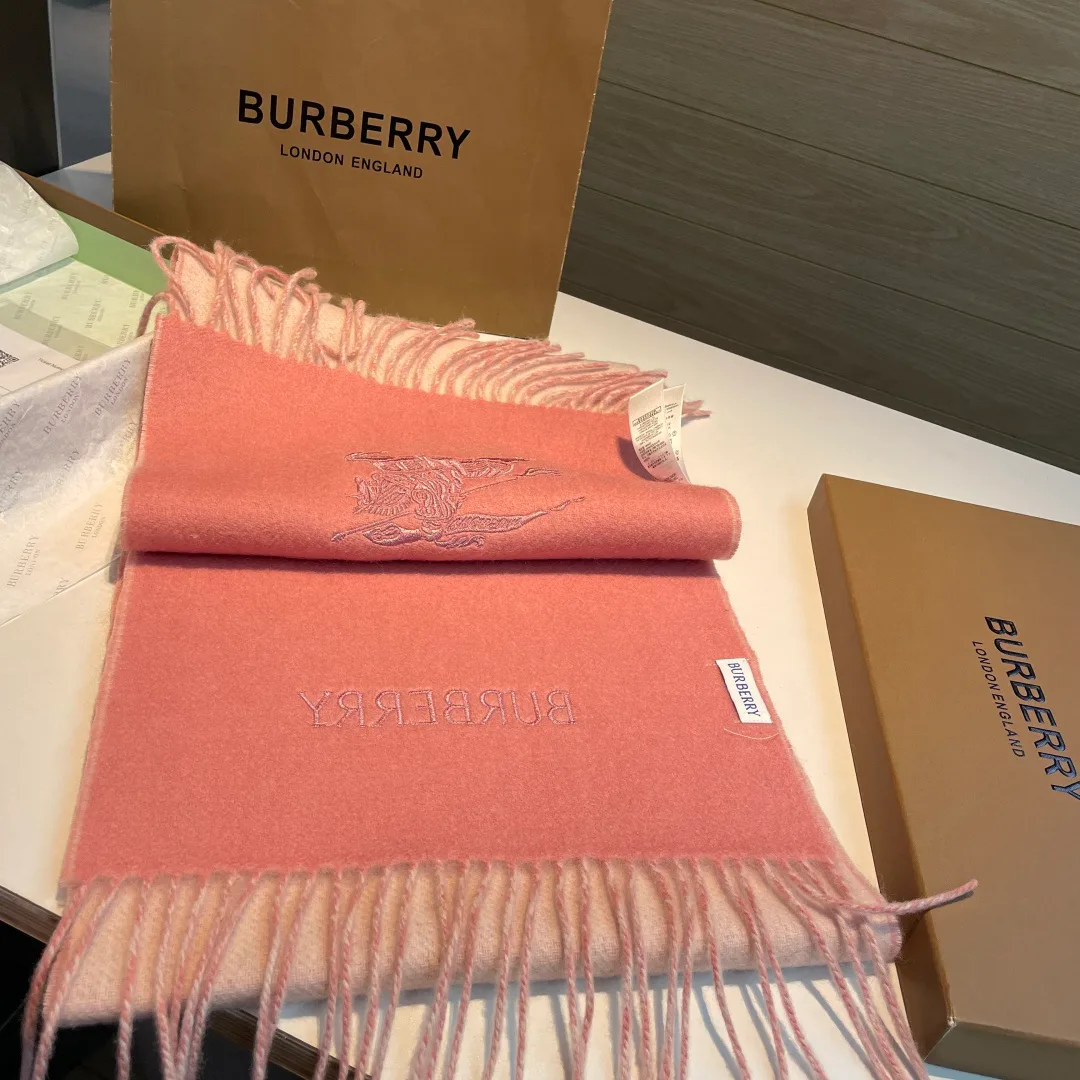Шарфы Burberry 497620