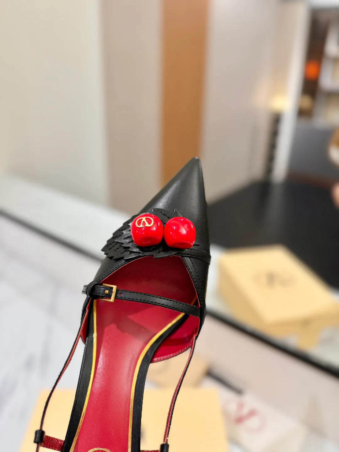 Босоножки Женские Valentino 11448930