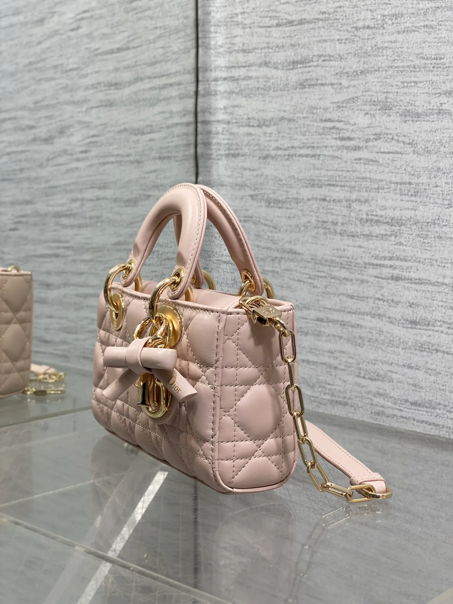 Классические Сумки Женские Christian Dior 11685166