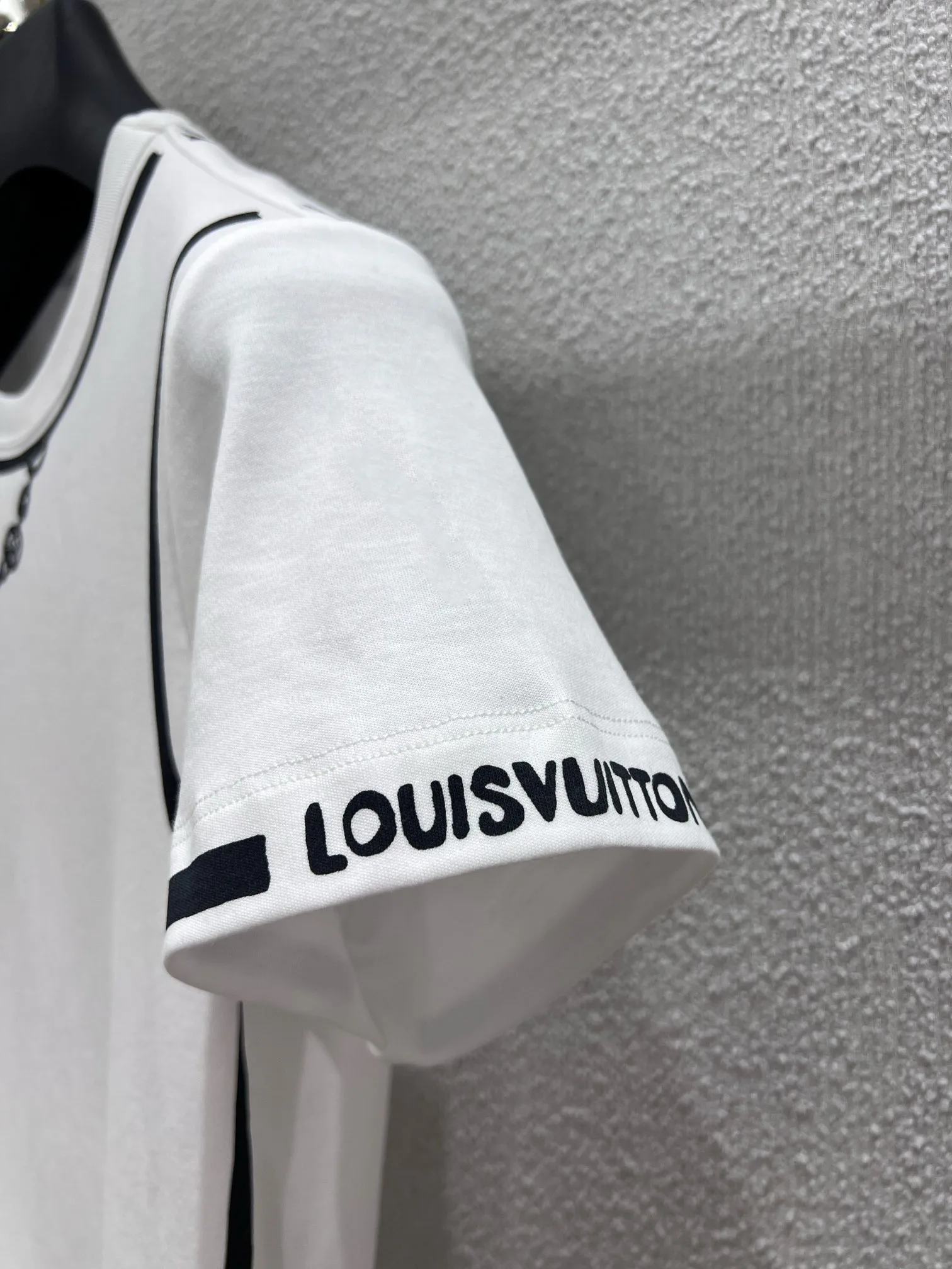 Футболки Женские Louis Vuitton 3664170