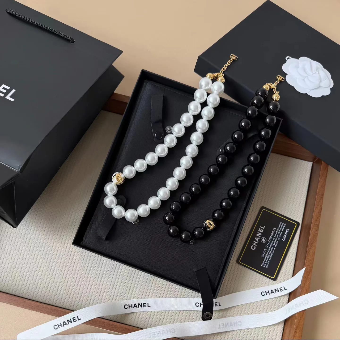 Бижутерия Chanel 18122524