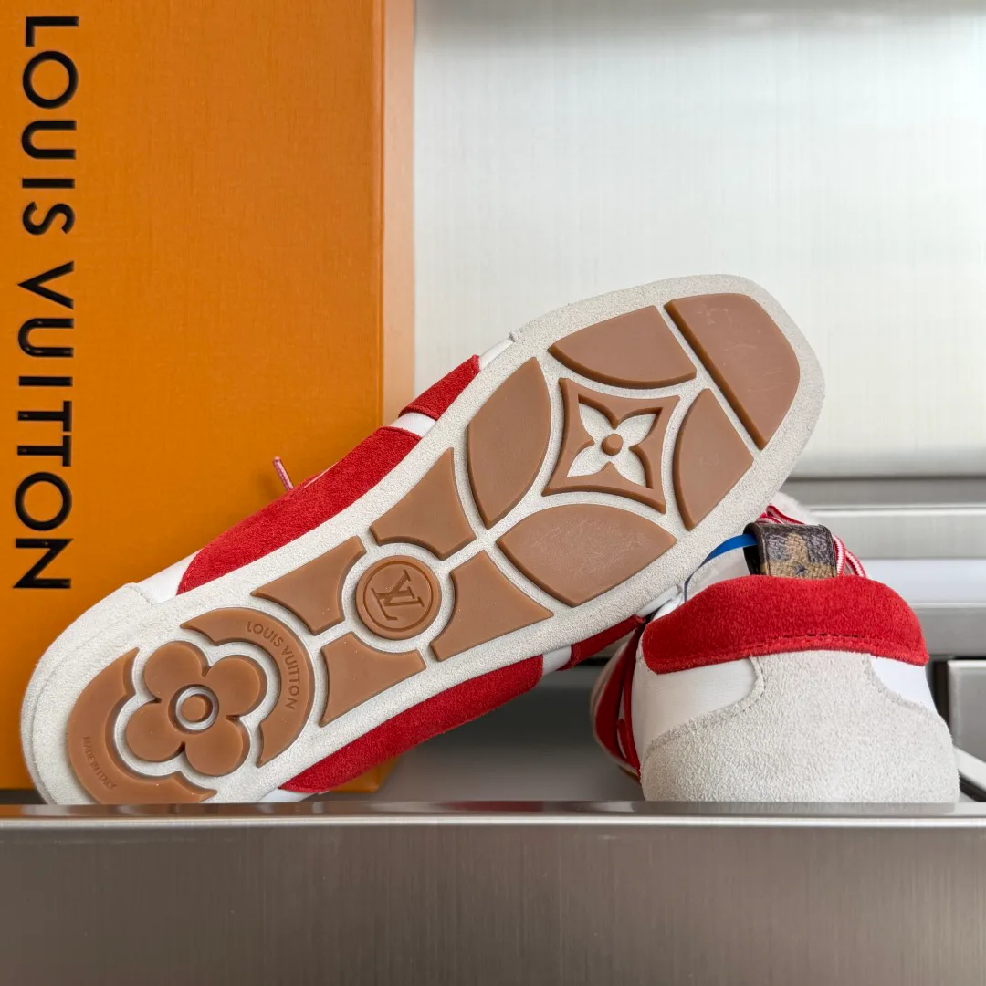 Кроссовки Женские Louis Vuitton 3134378