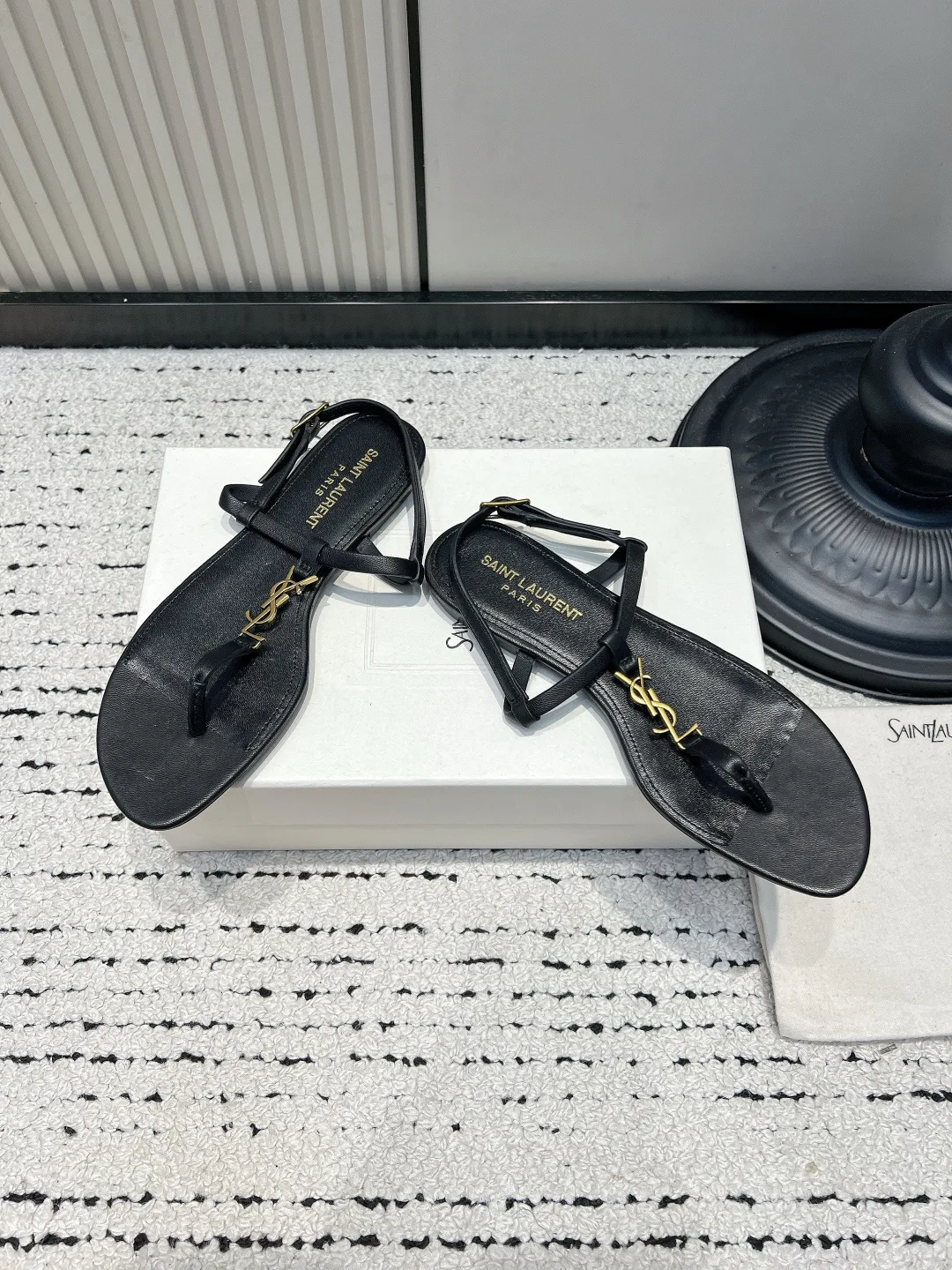 Шлепанцы Женские Saint Laurent 17578042
