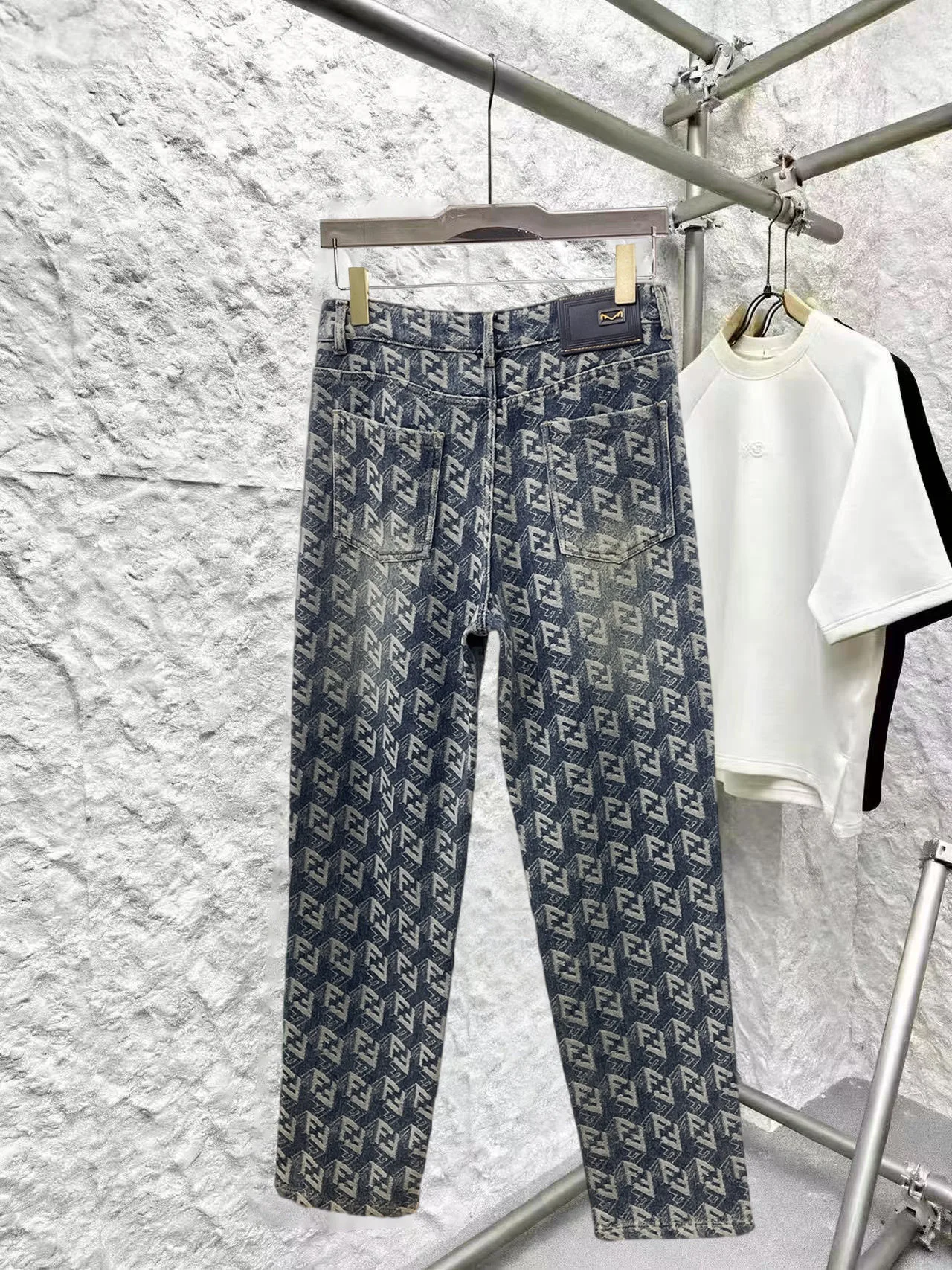 Джинсы Мужские Fendi 18596815