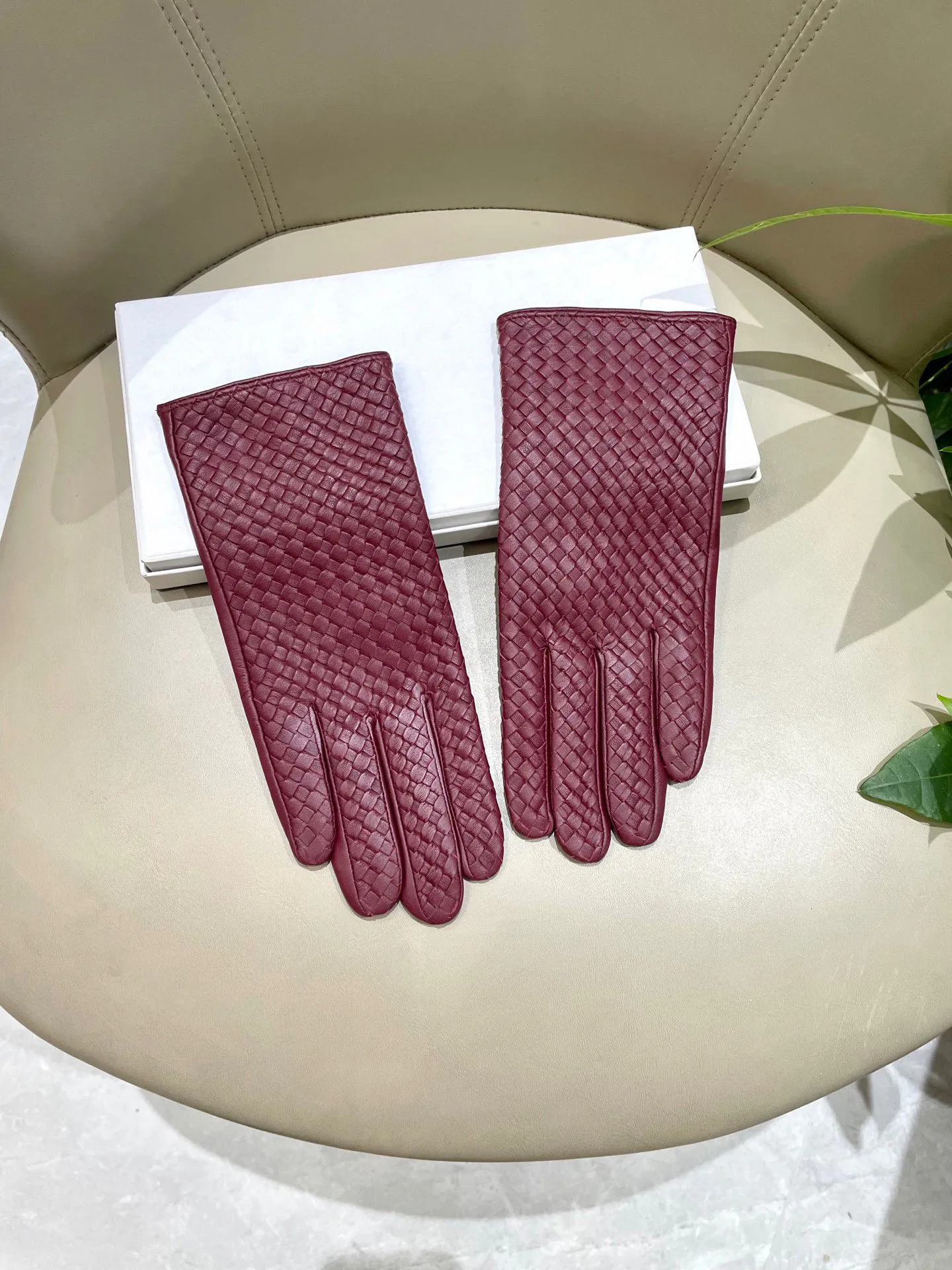 Перчатки Bottega Veneta 262306