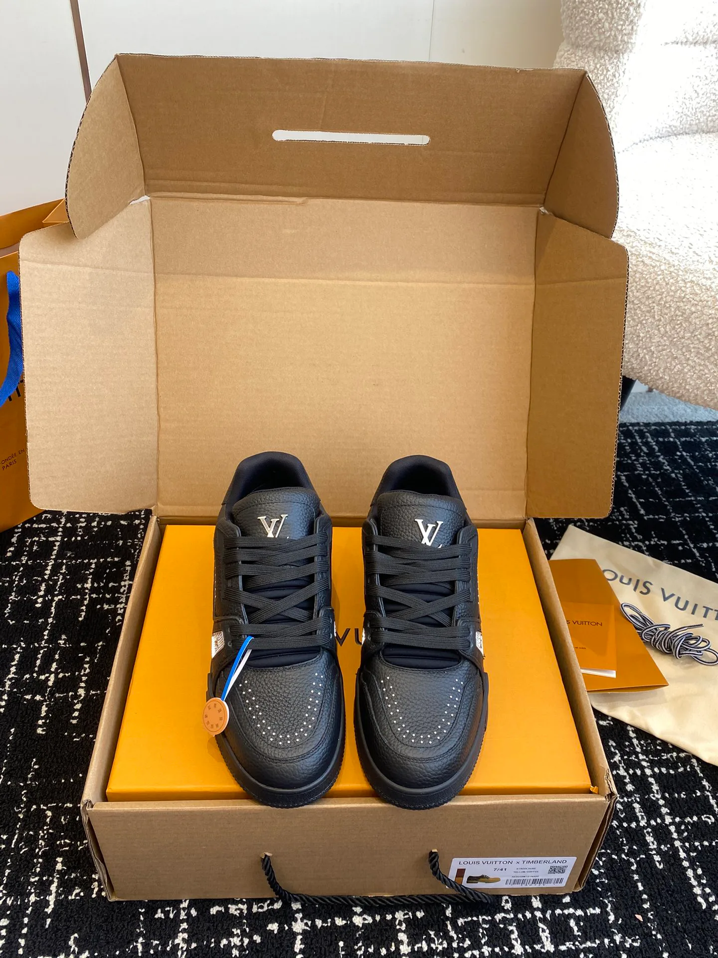 Кроссовки Женские Louis Vuitton