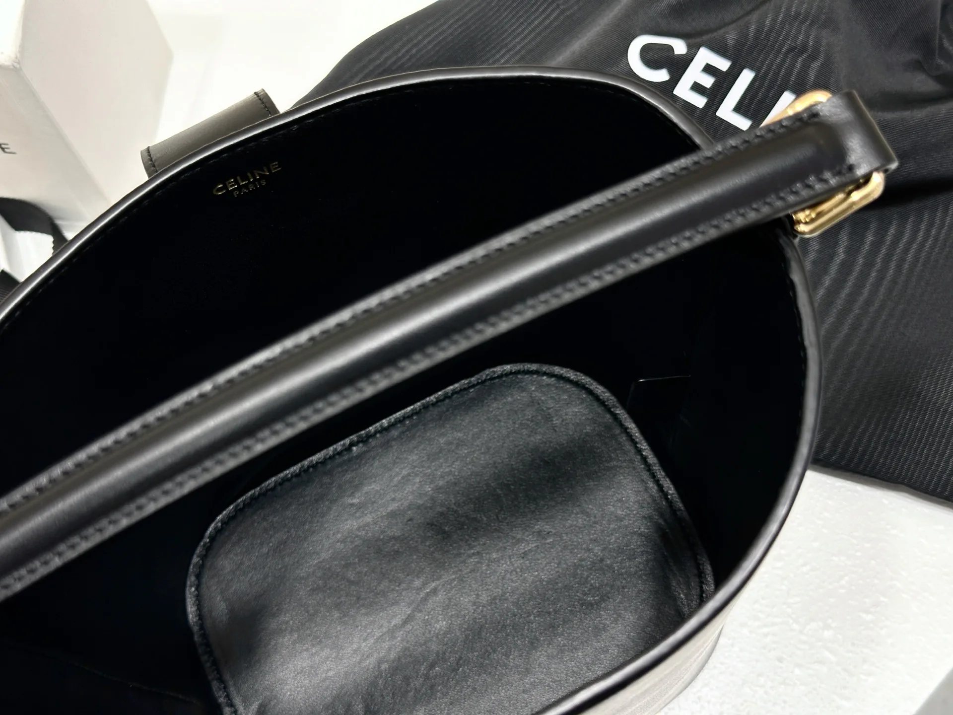 Сумки На Ремне Женские Celine 133540