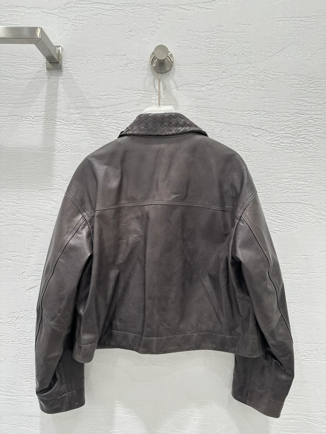 Кожаные Куртки И Дублёнки Женские Bottega Veneta 5413771