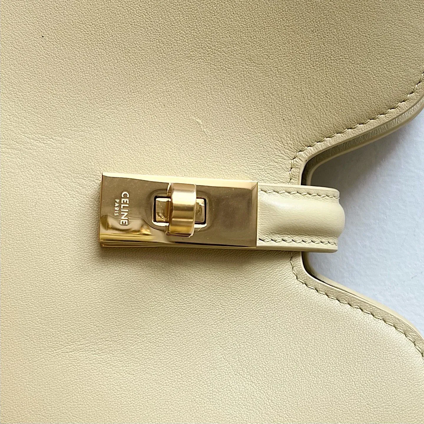 Сумки На Ремне Женские Celine 33341