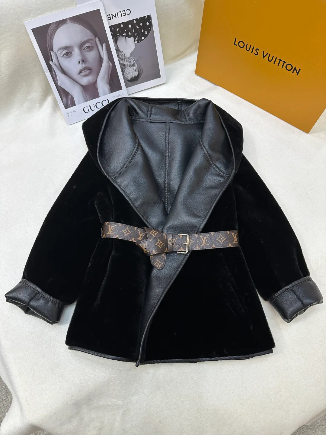 Кожаные Куртки И Дублёнки Женские Louis Vuitton 9983807