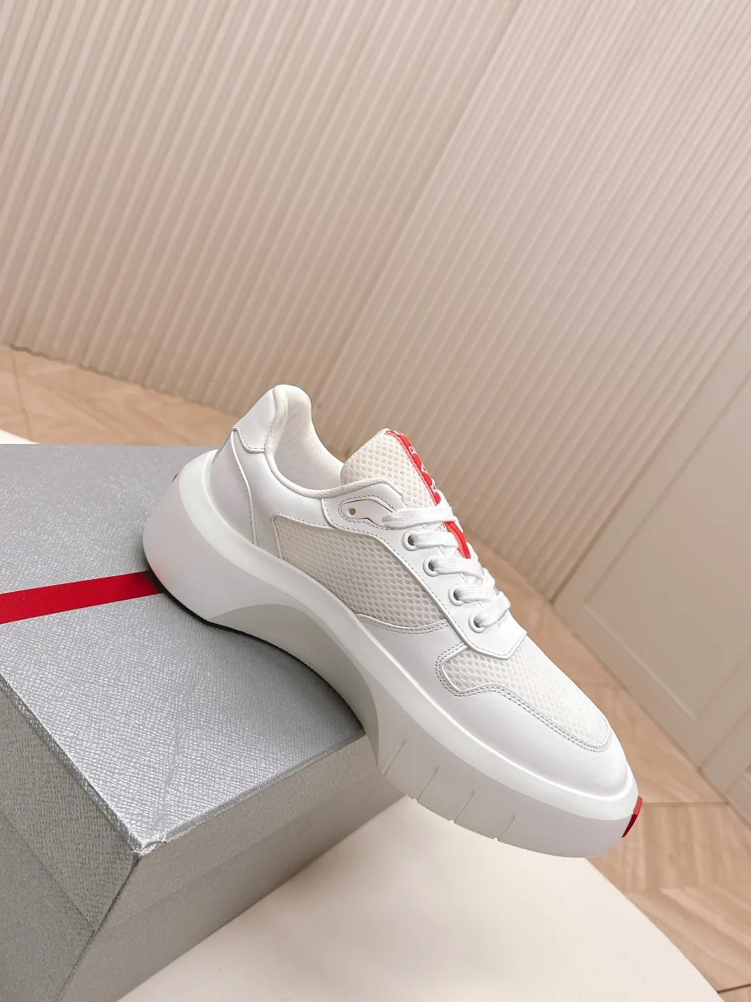 Кроссовки Женские Prada 53273